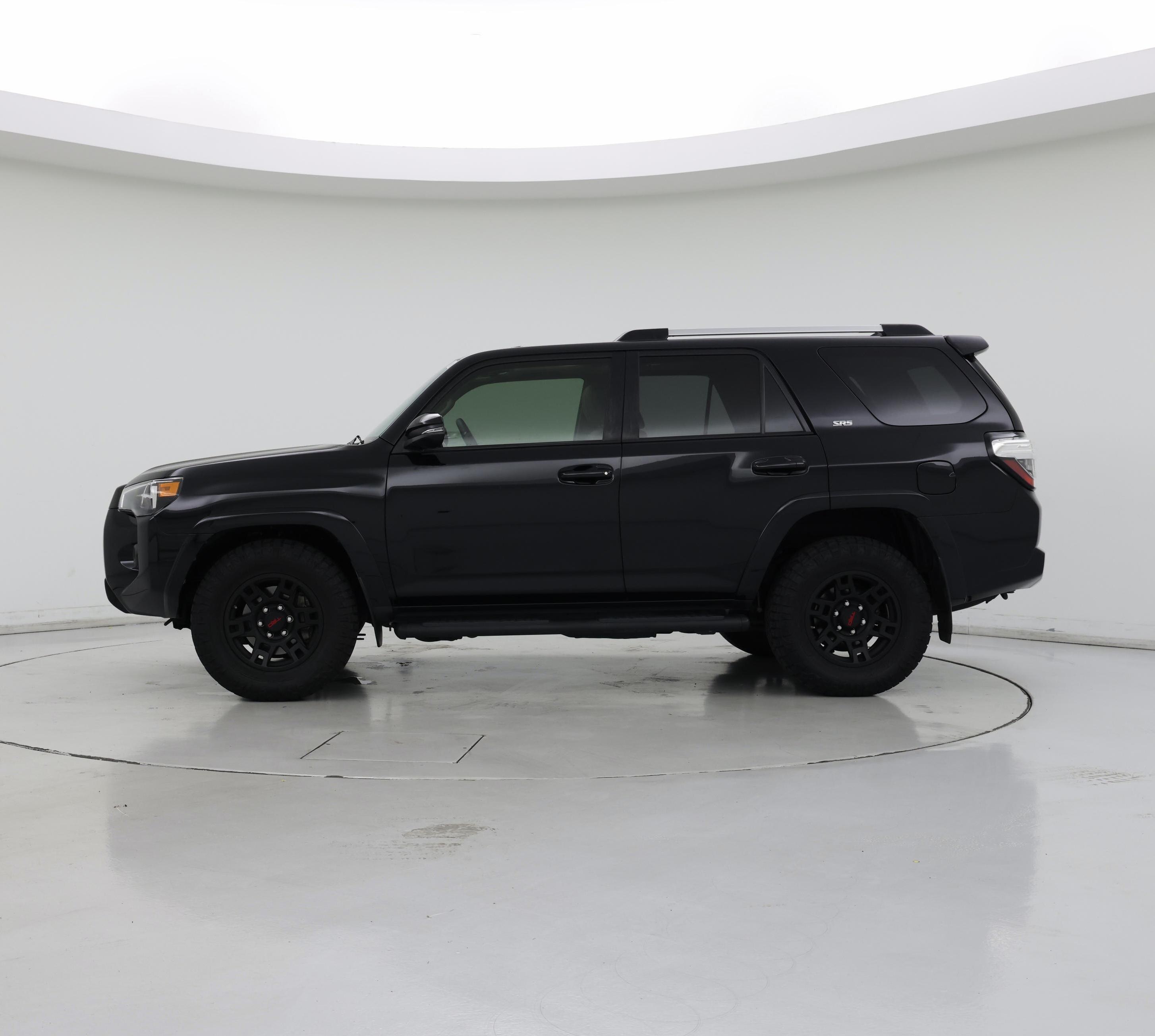 Thumbnail: 2021 Toyota 4Runner - 3