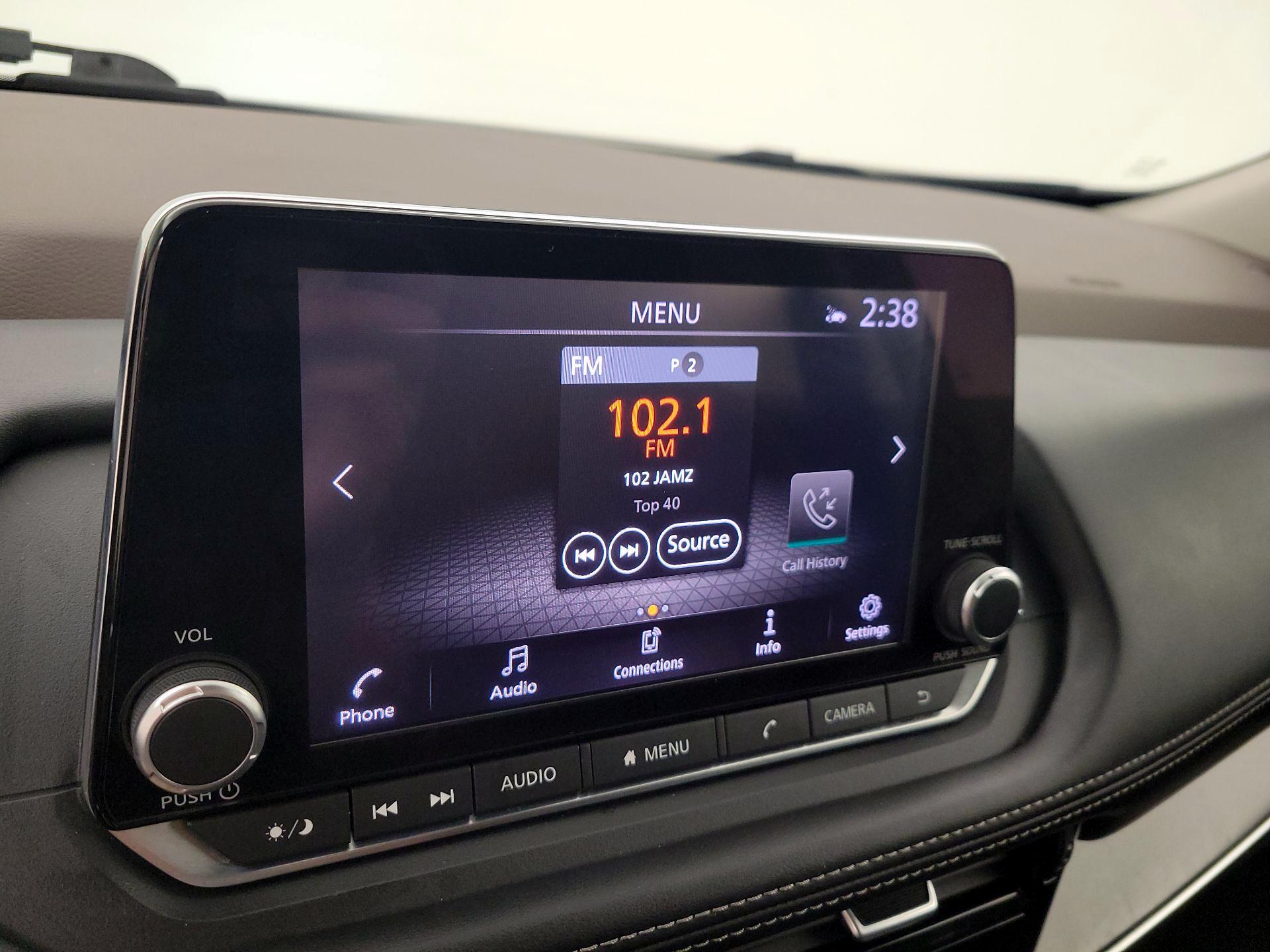 Thumbnail: 2022 Nissan Rogue - 15