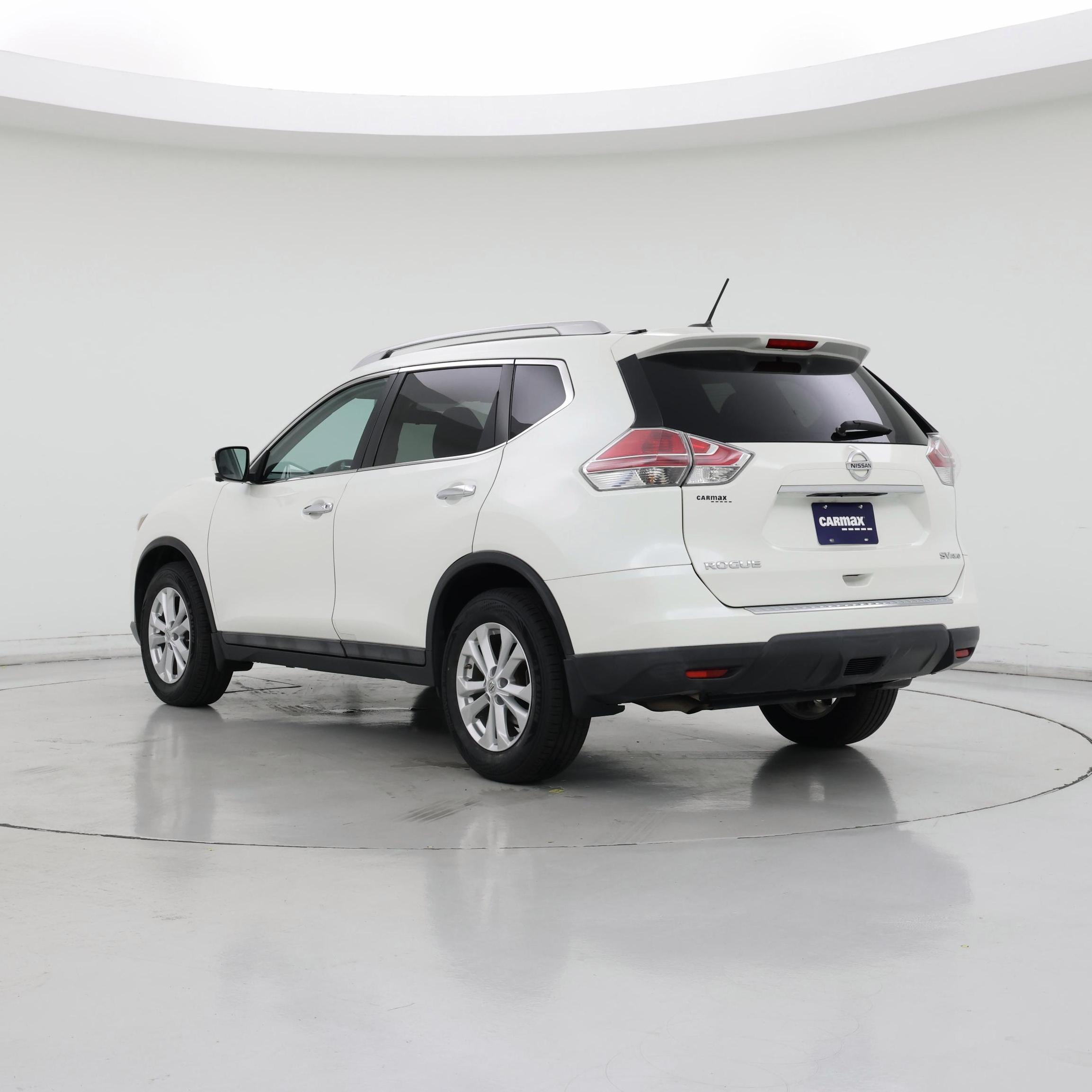 Thumbnail: 2015 Nissan Rogue - 2