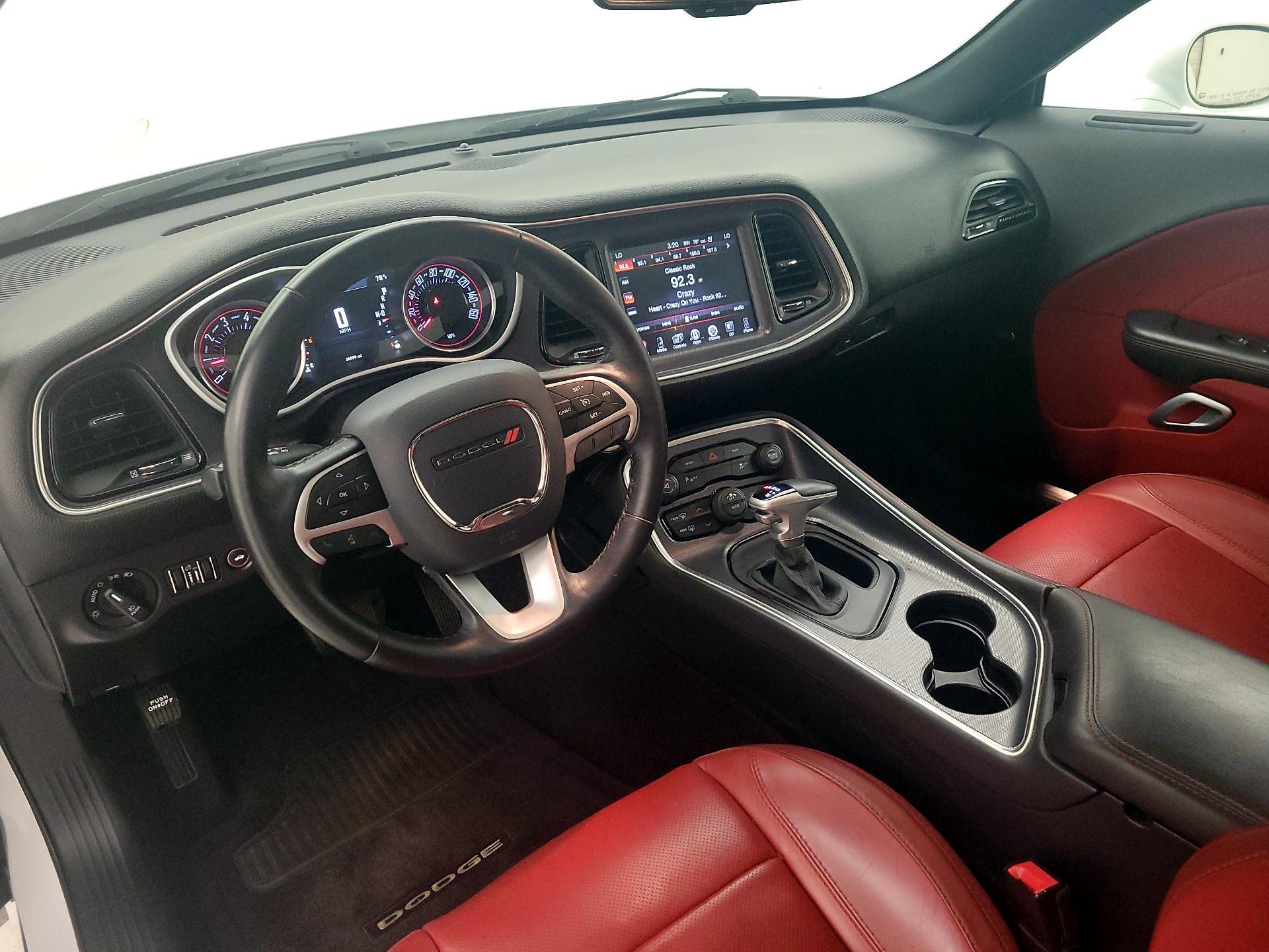 Thumbnail: 2016 Dodge Challenger - 9