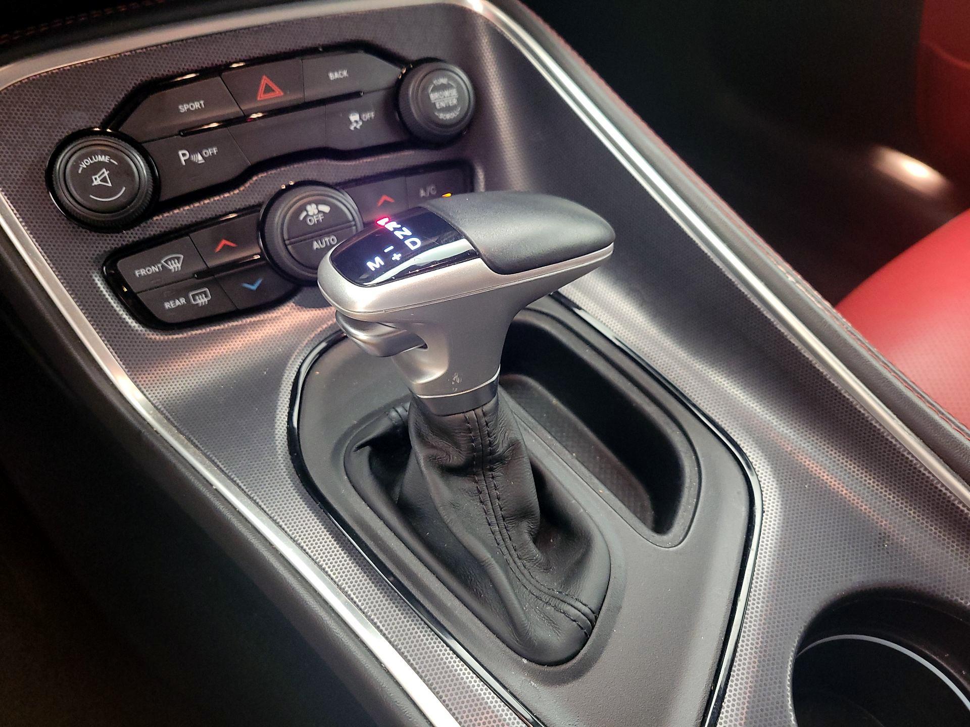 Thumbnail: 2016 Dodge Challenger - 17