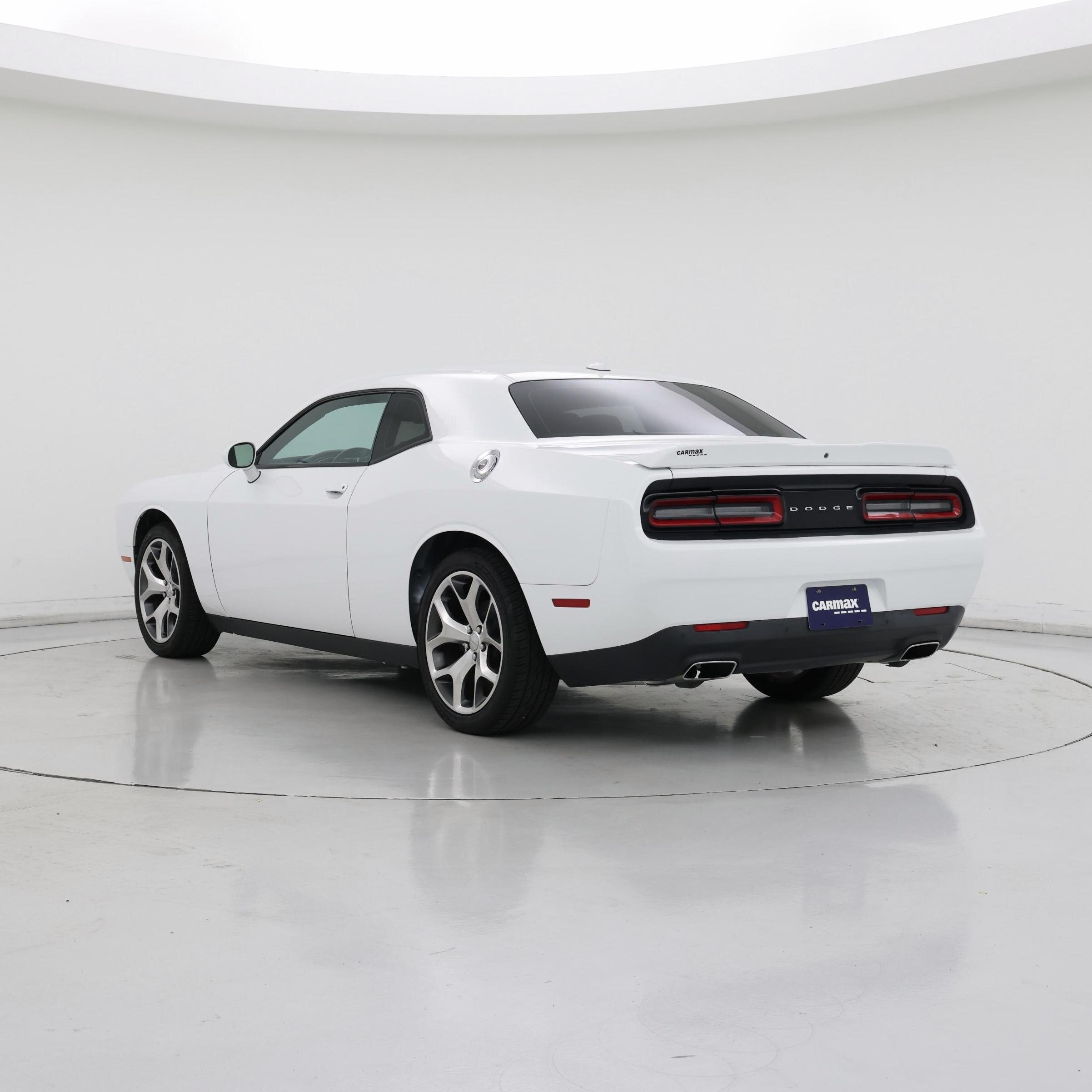 Thumbnail: 2016 Dodge Challenger - 2