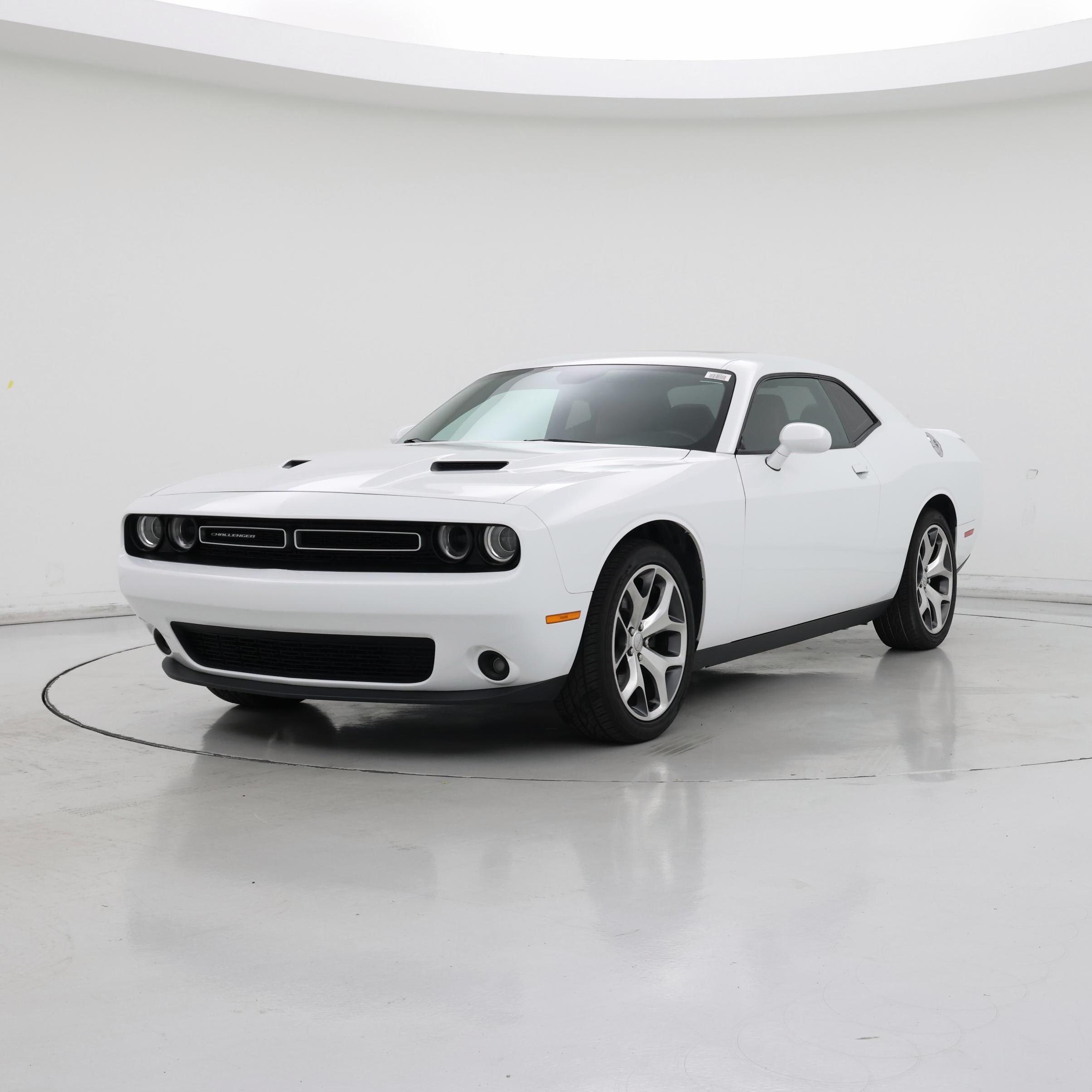 Thumbnail: 2016 Dodge Challenger - 4