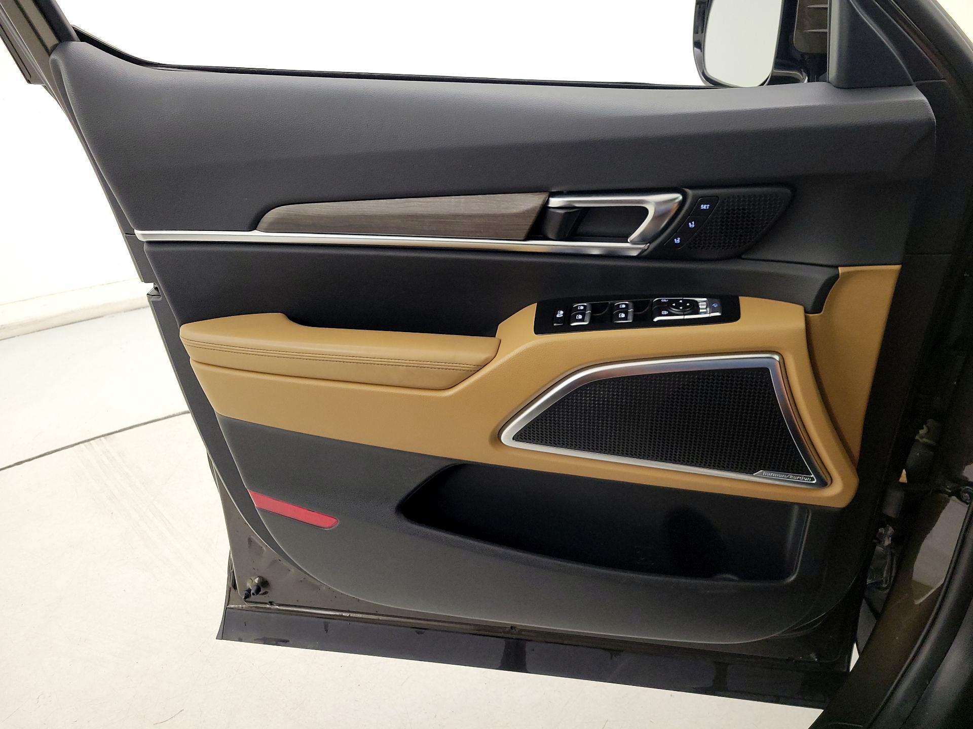 Thumbnail: 2021 Kia Telluride - 12