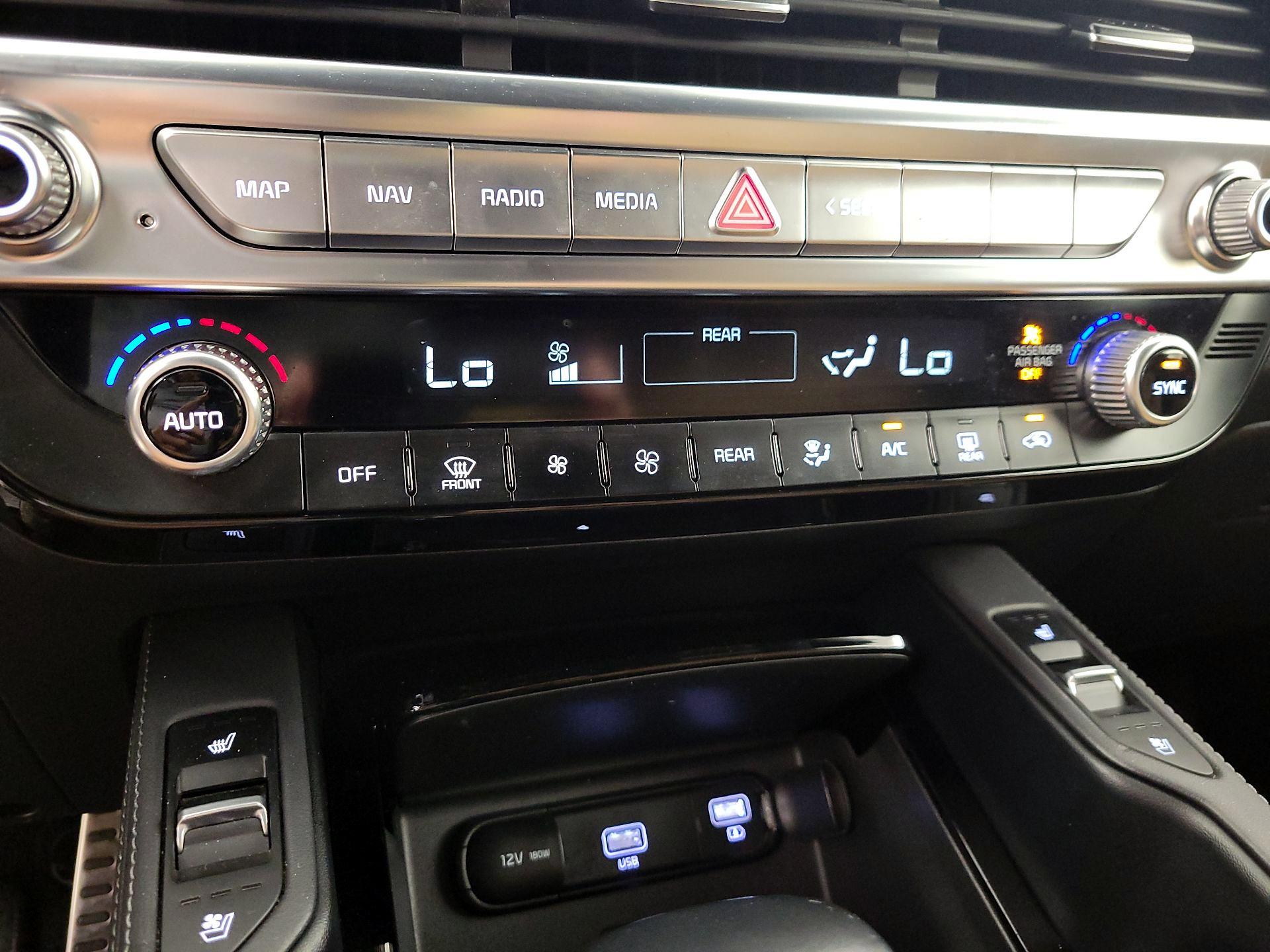 Thumbnail: 2021 Kia Telluride - 17