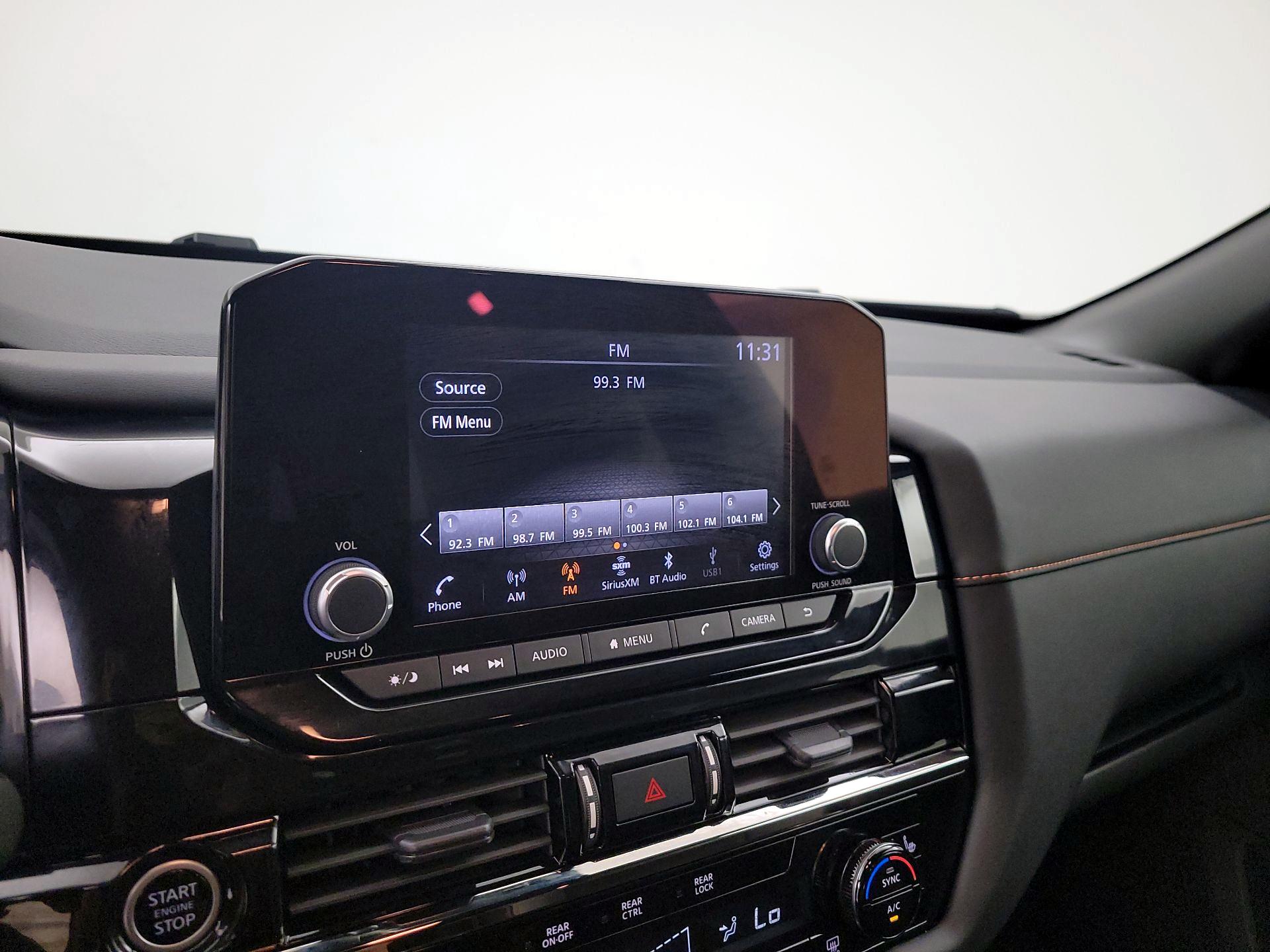 Thumbnail: 2023 Nissan Pathfinder - 15