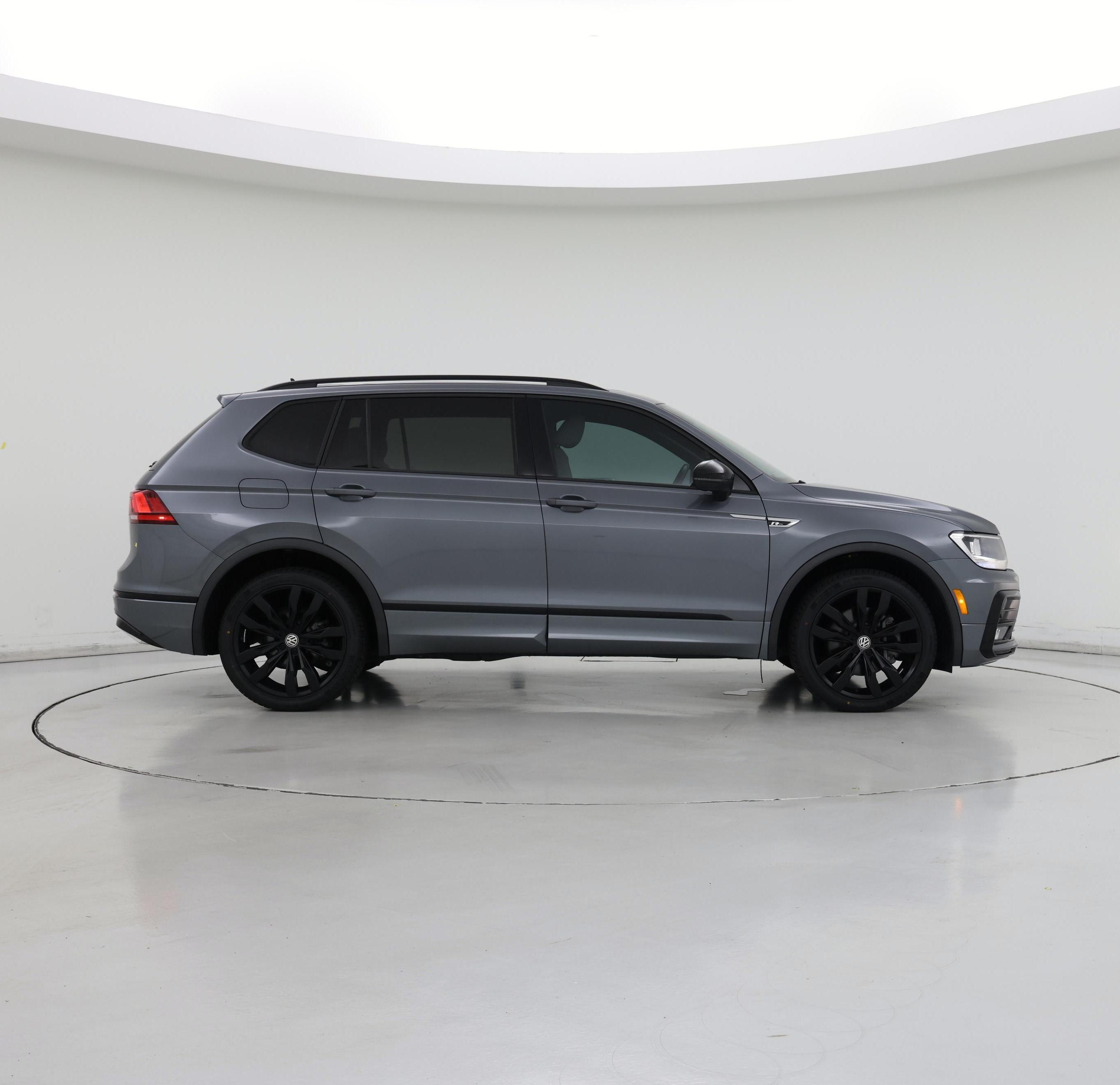 Thumbnail: 2021 Volkswagen Tiguan - 7