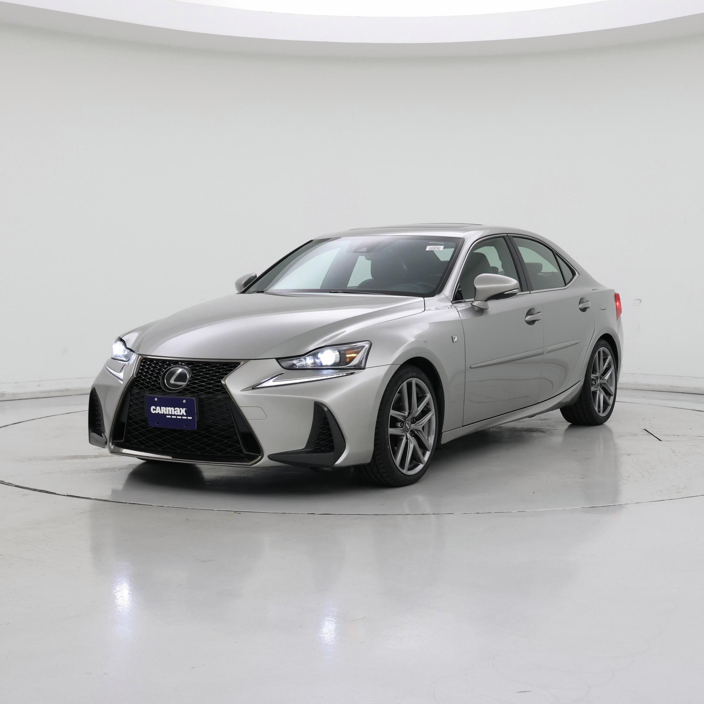 Thumbnail: 2019 Lexus IS - 4