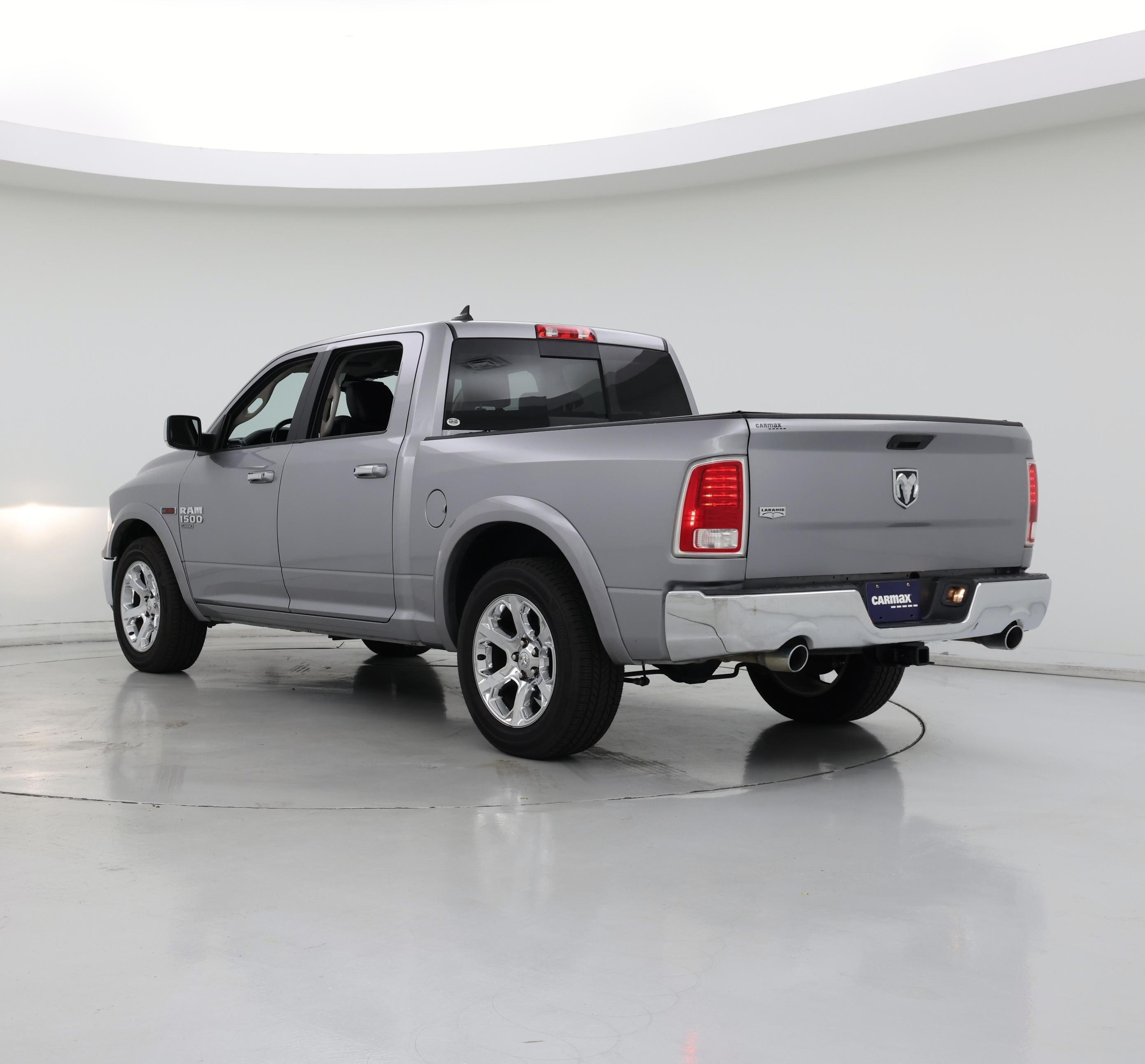 Thumbnail: 2019 RAM 1500 Classic - 2