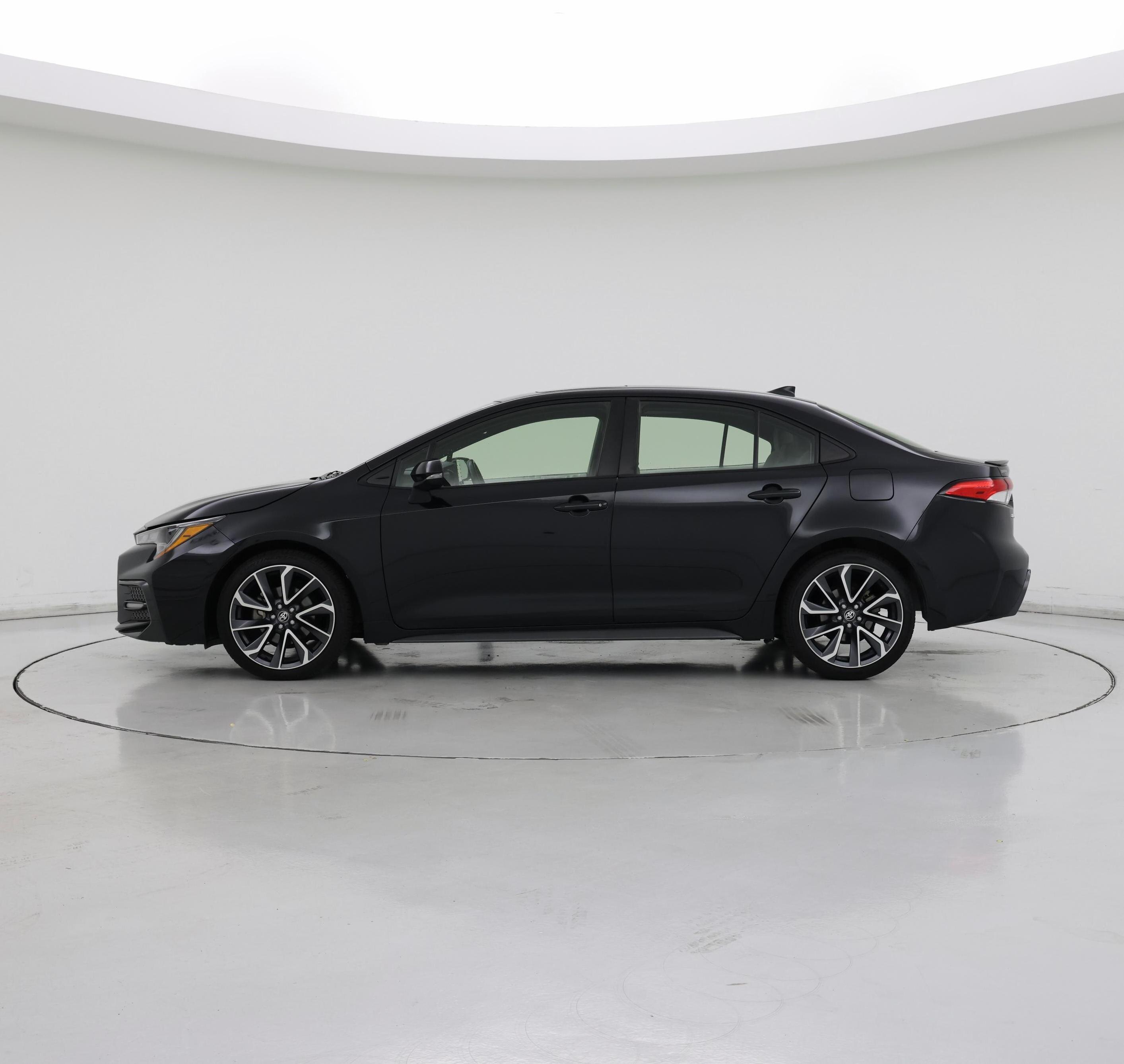 Thumbnail: 2022 Toyota Corolla - 3