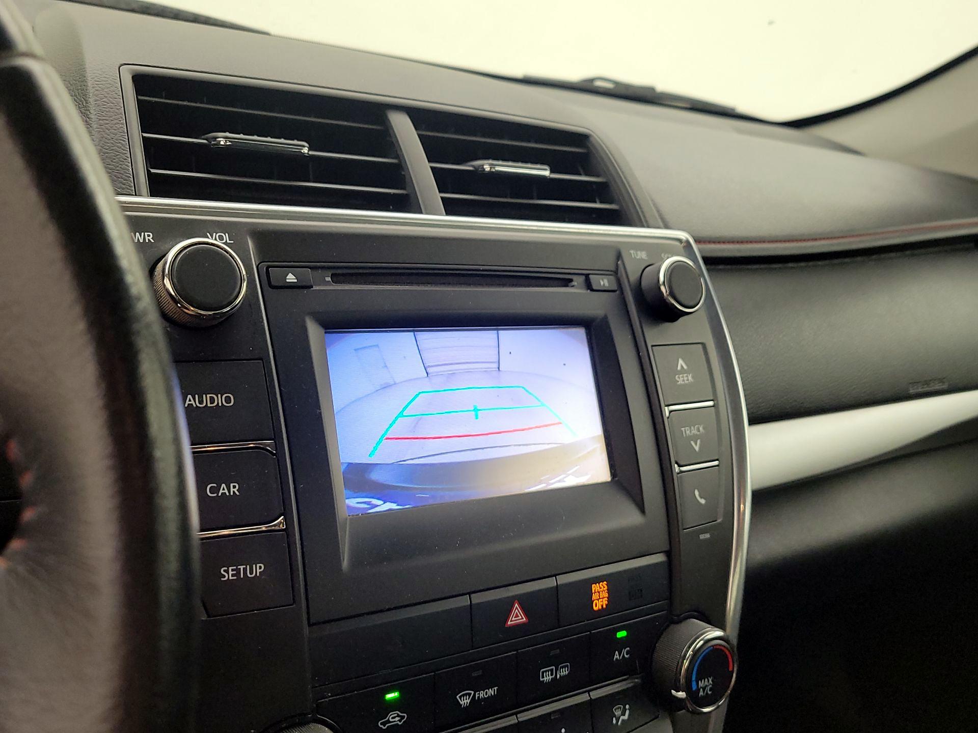Thumbnail: 2015 Toyota Camry - 14