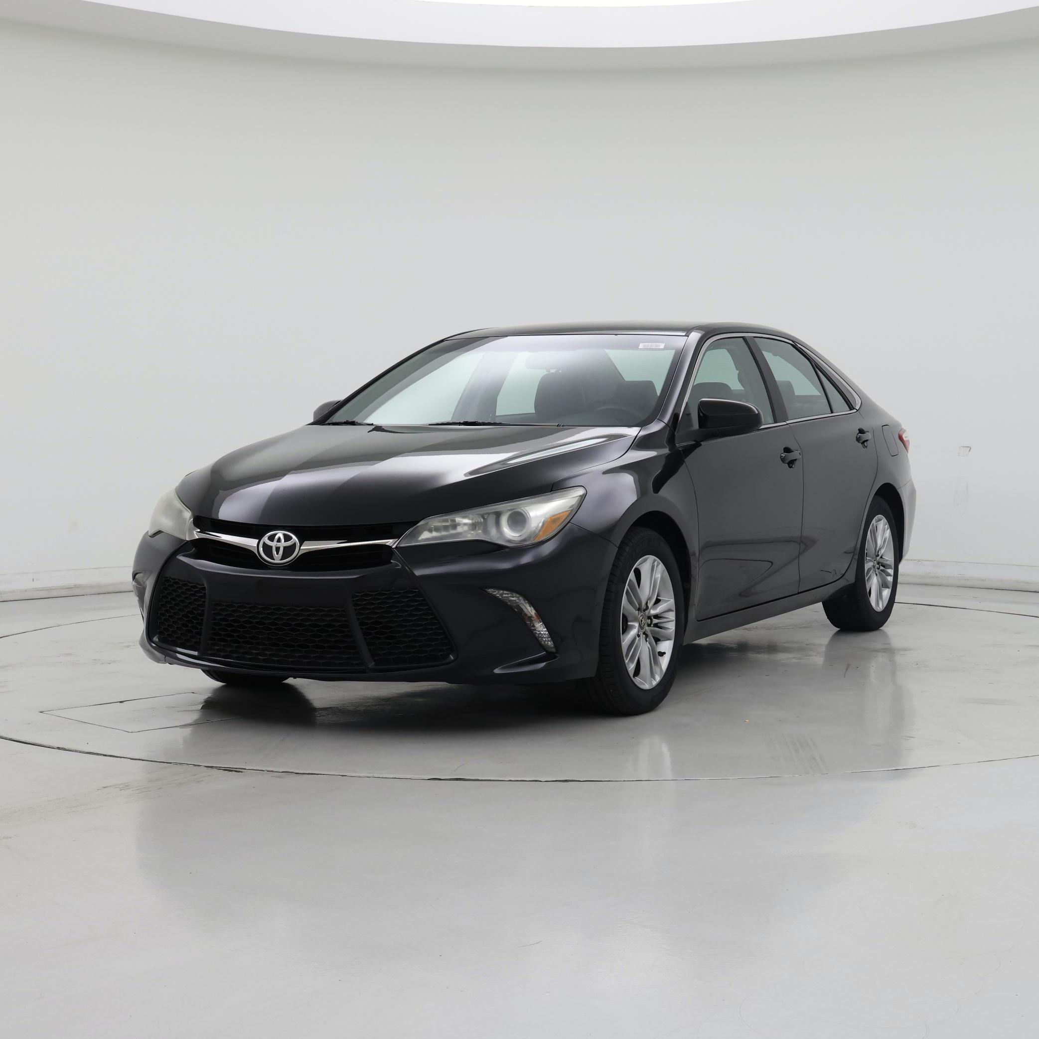 Thumbnail: 2015 Toyota Camry - 4