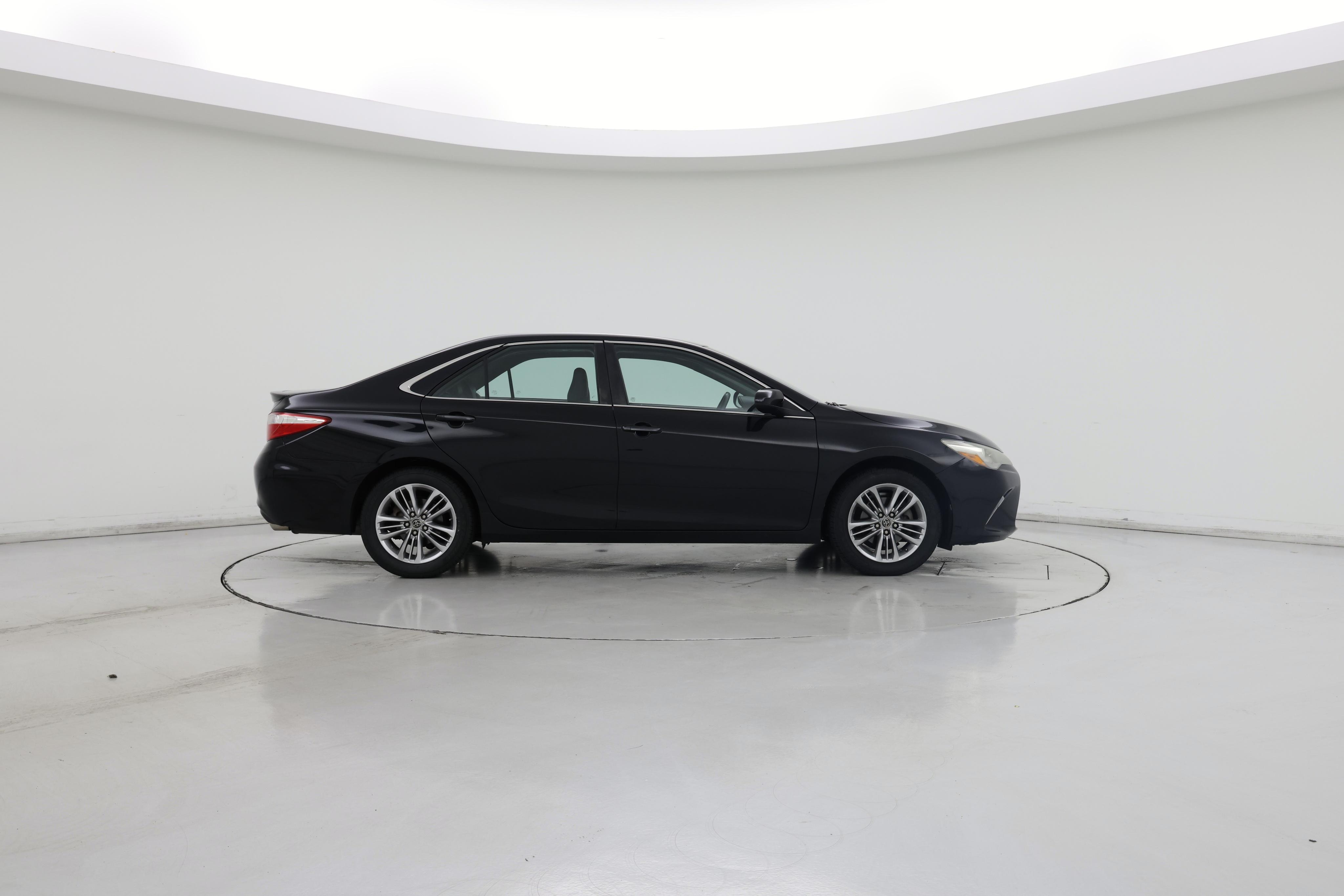 Thumbnail: 2015 Toyota Camry - 7