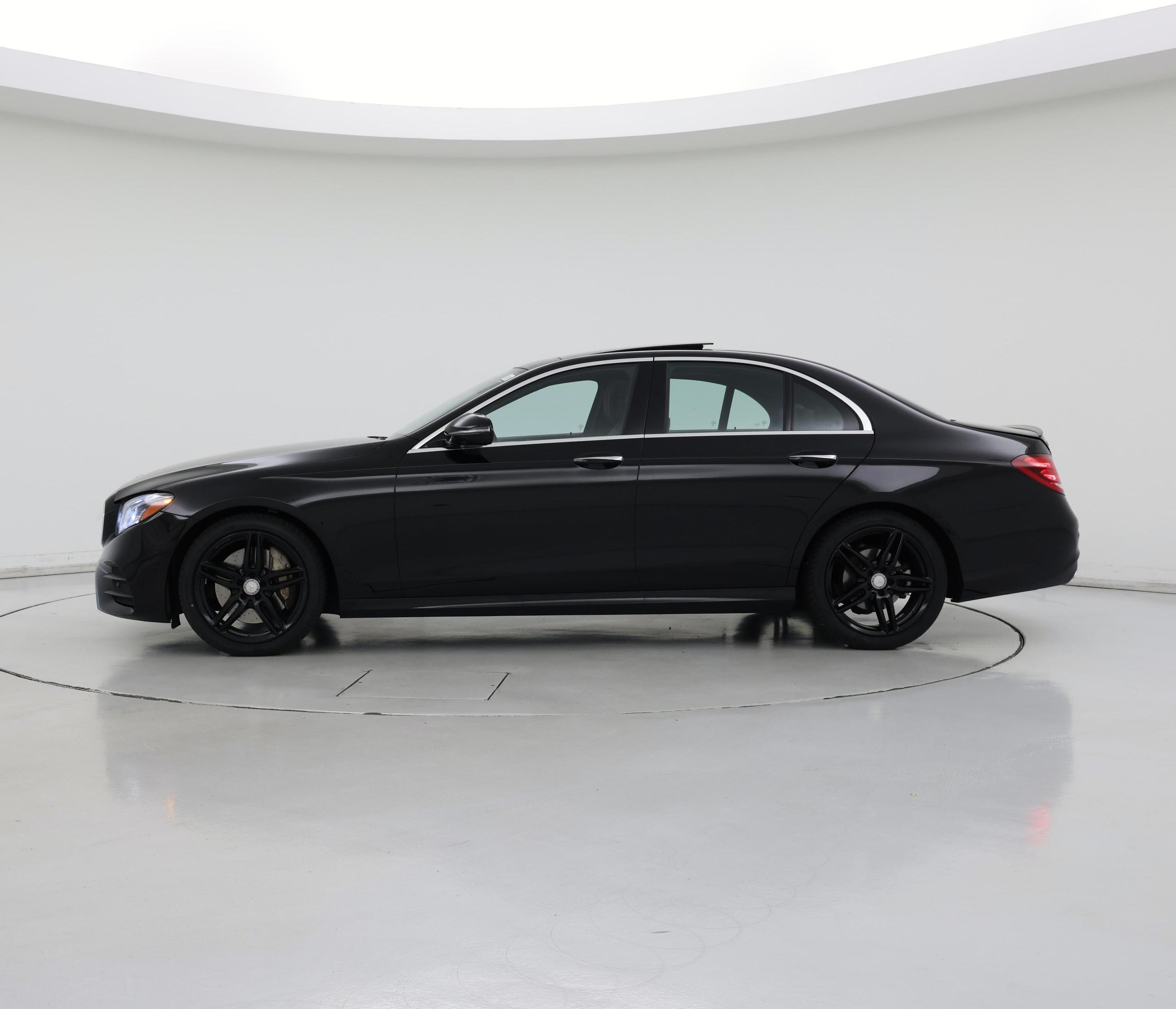 Thumbnail: 2017 Mercedes-Benz E-Class - 3
