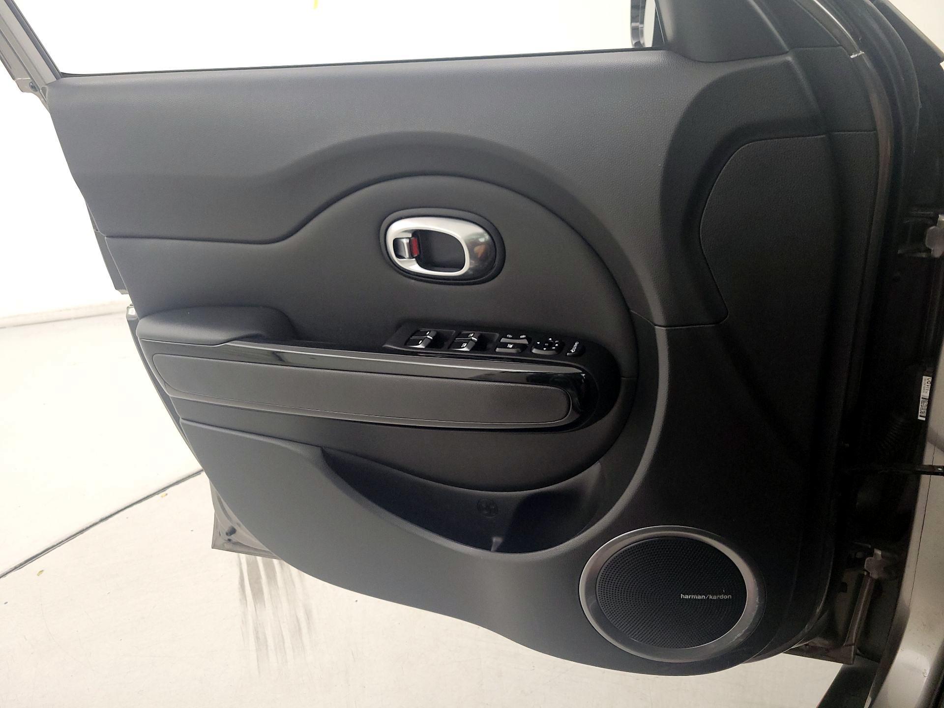 Thumbnail: 2018 Kia Soul - 12