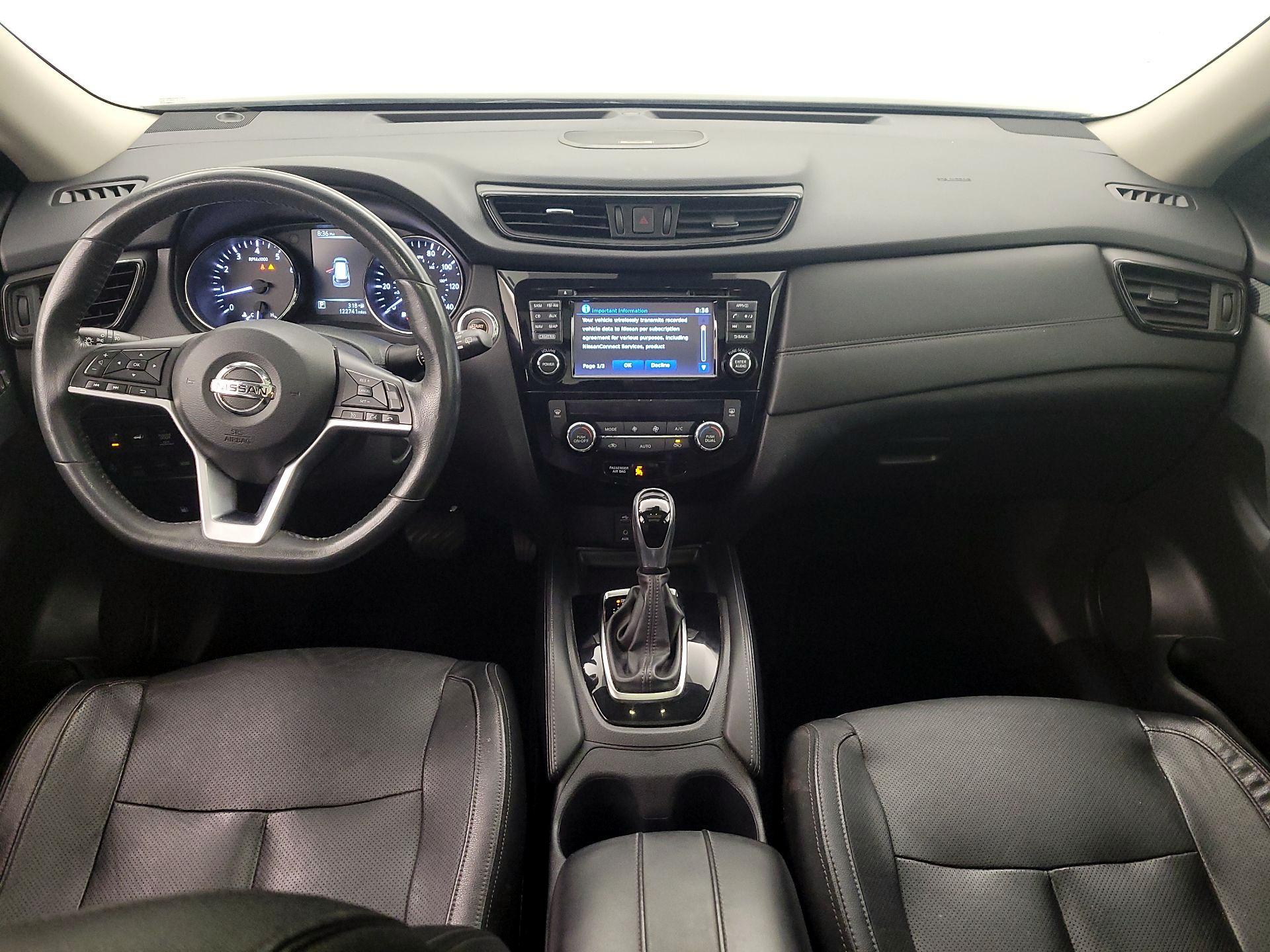 Thumbnail: 2017 Nissan Rogue - 9
