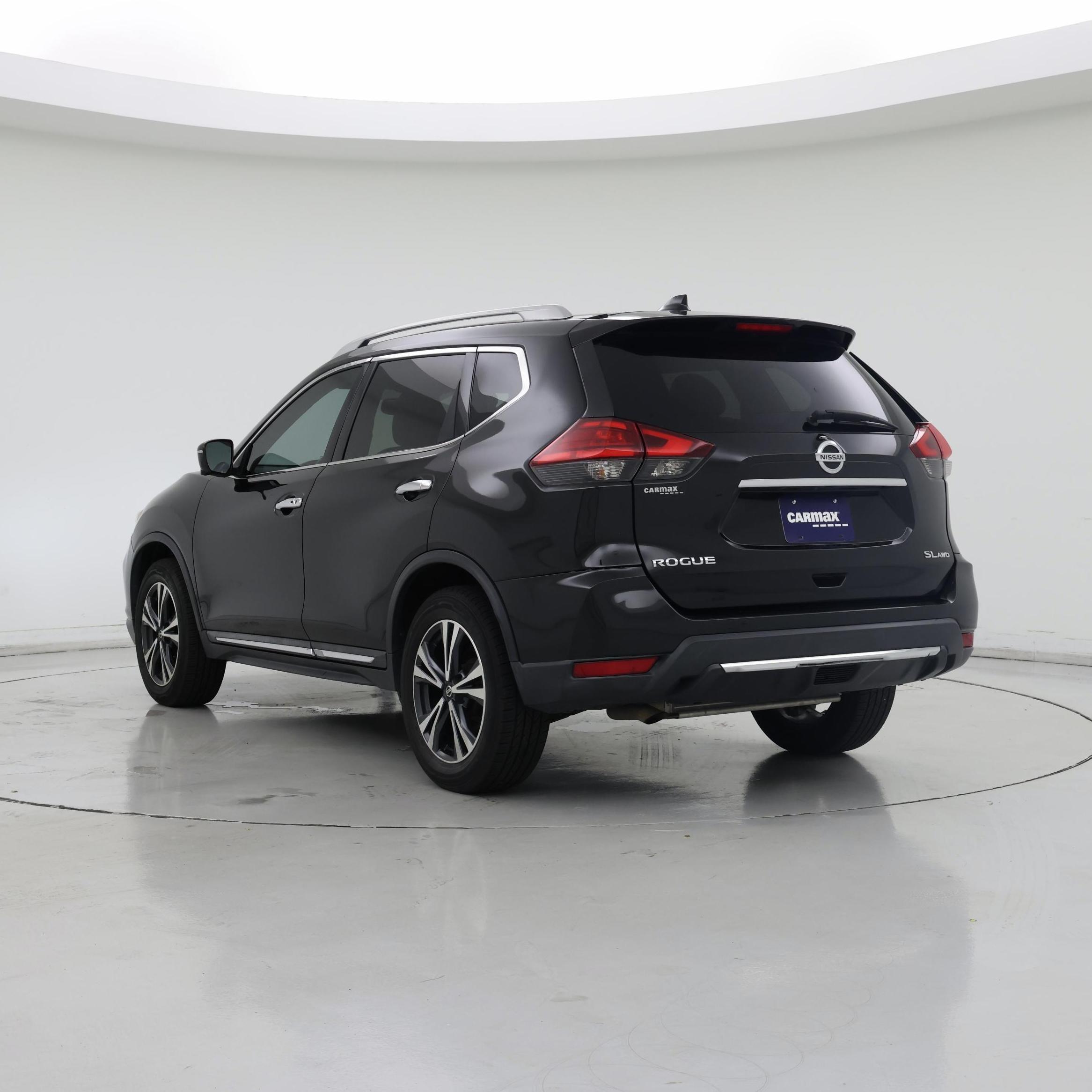 Thumbnail: 2017 Nissan Rogue - 2