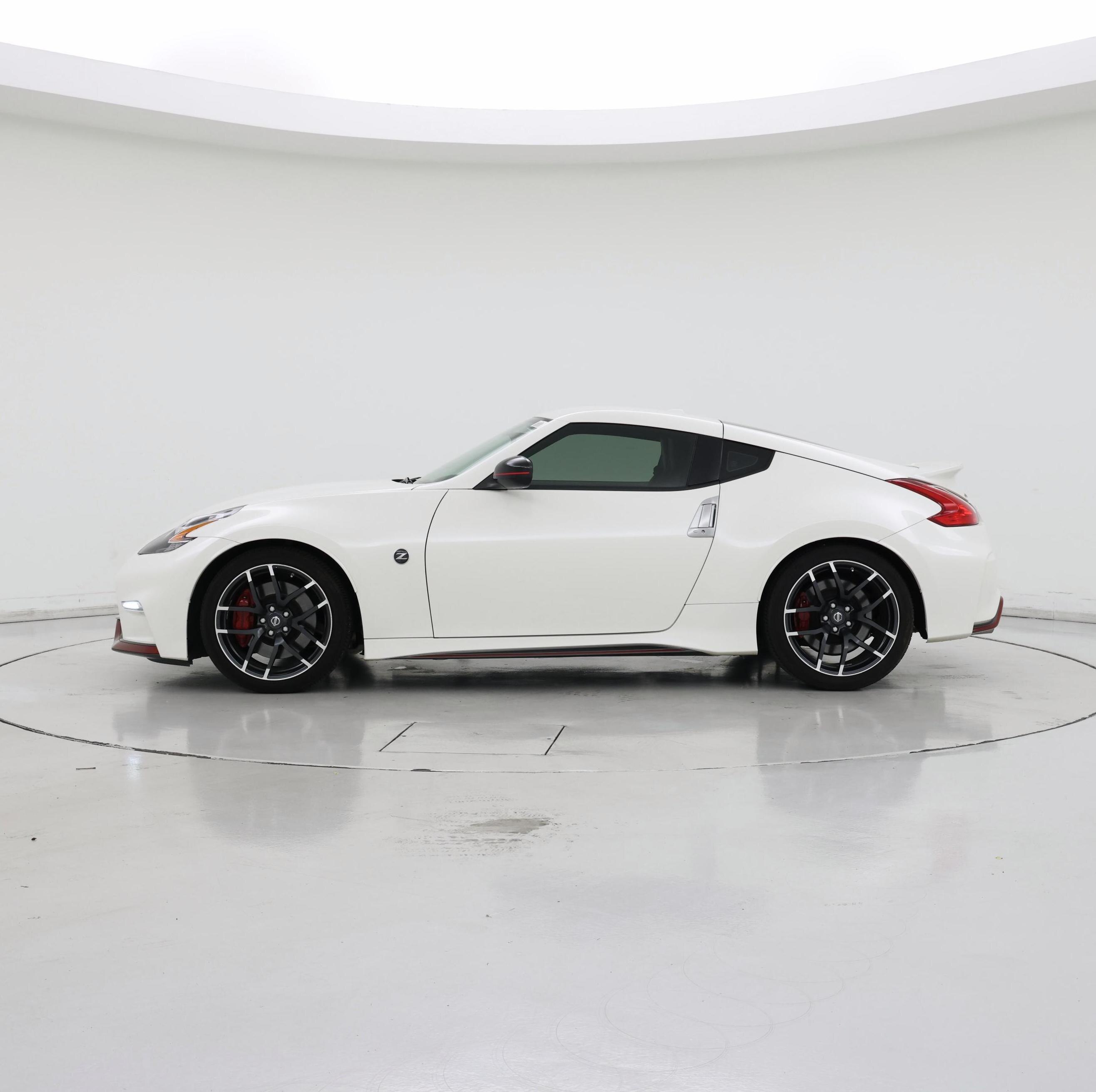 Thumbnail: 2017 Nissan Z - 3