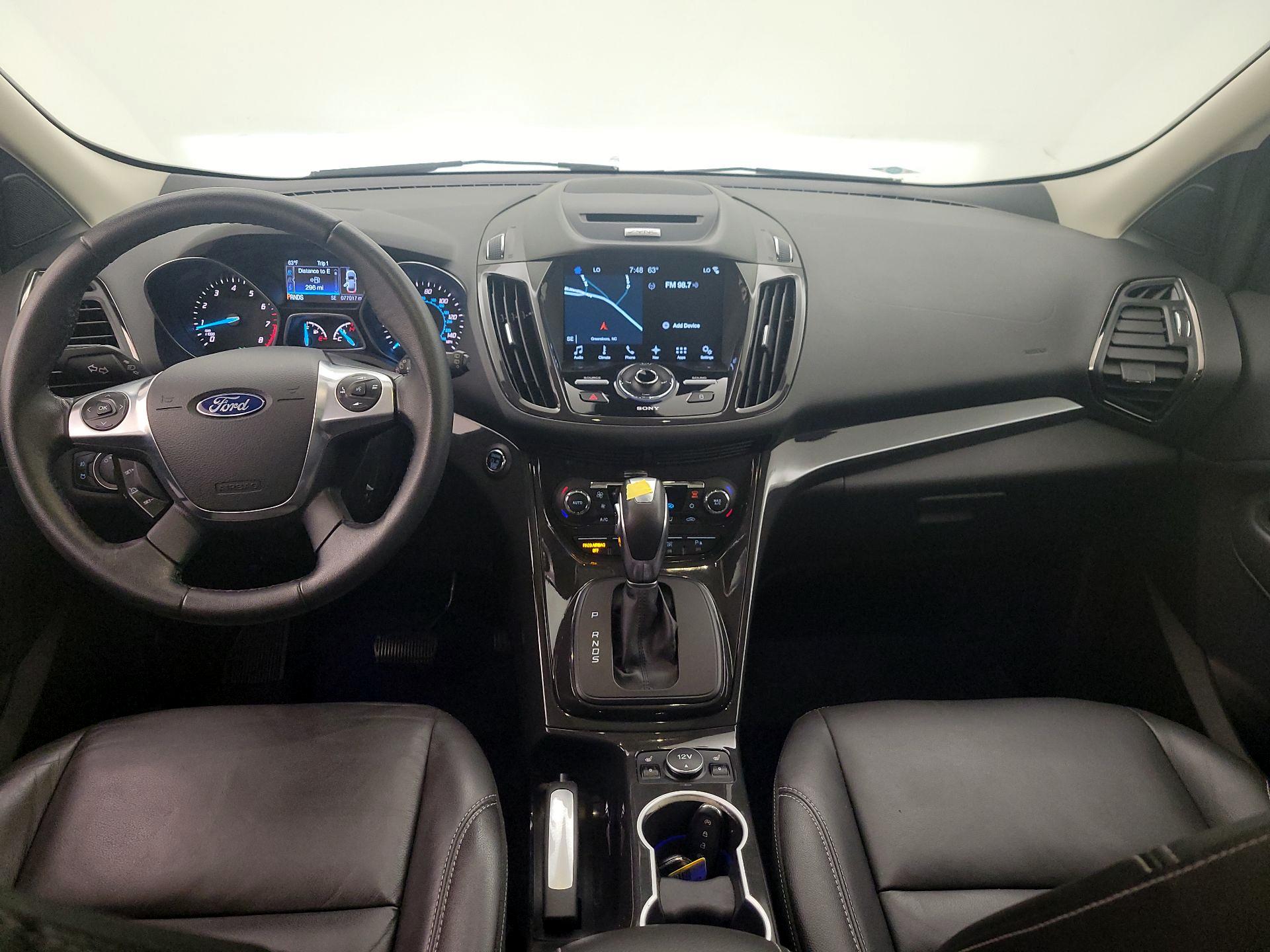 Thumbnail: 2016 Ford Escape - 9