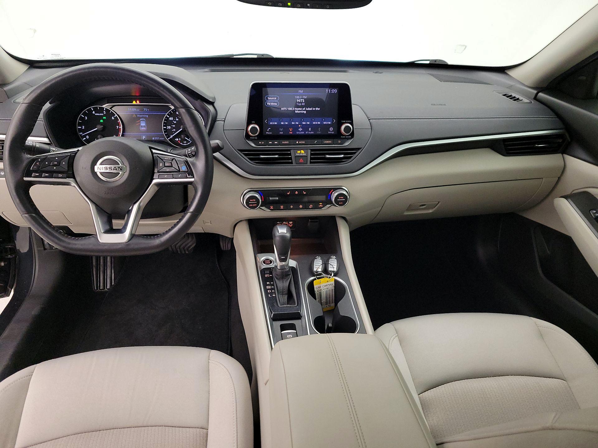 Thumbnail: 2019 Nissan Altima - 9