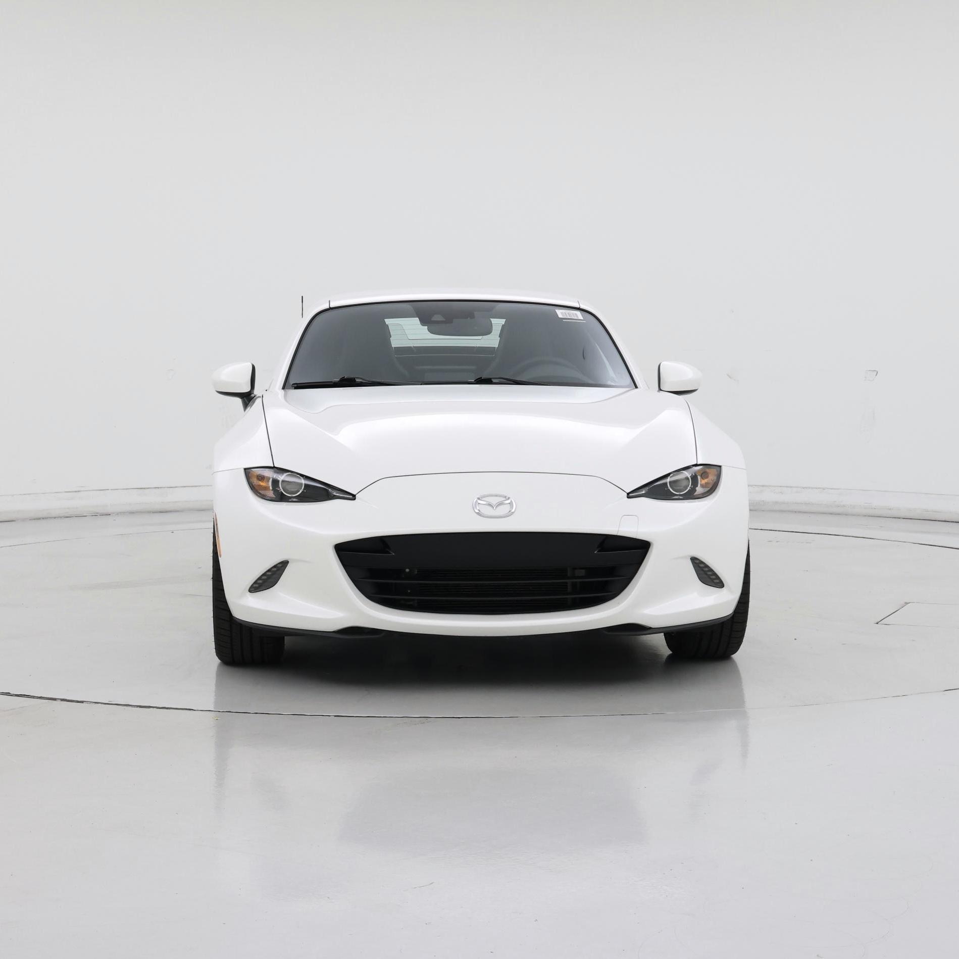 Thumbnail: 2021 Mazda MX-5 Miata - 5