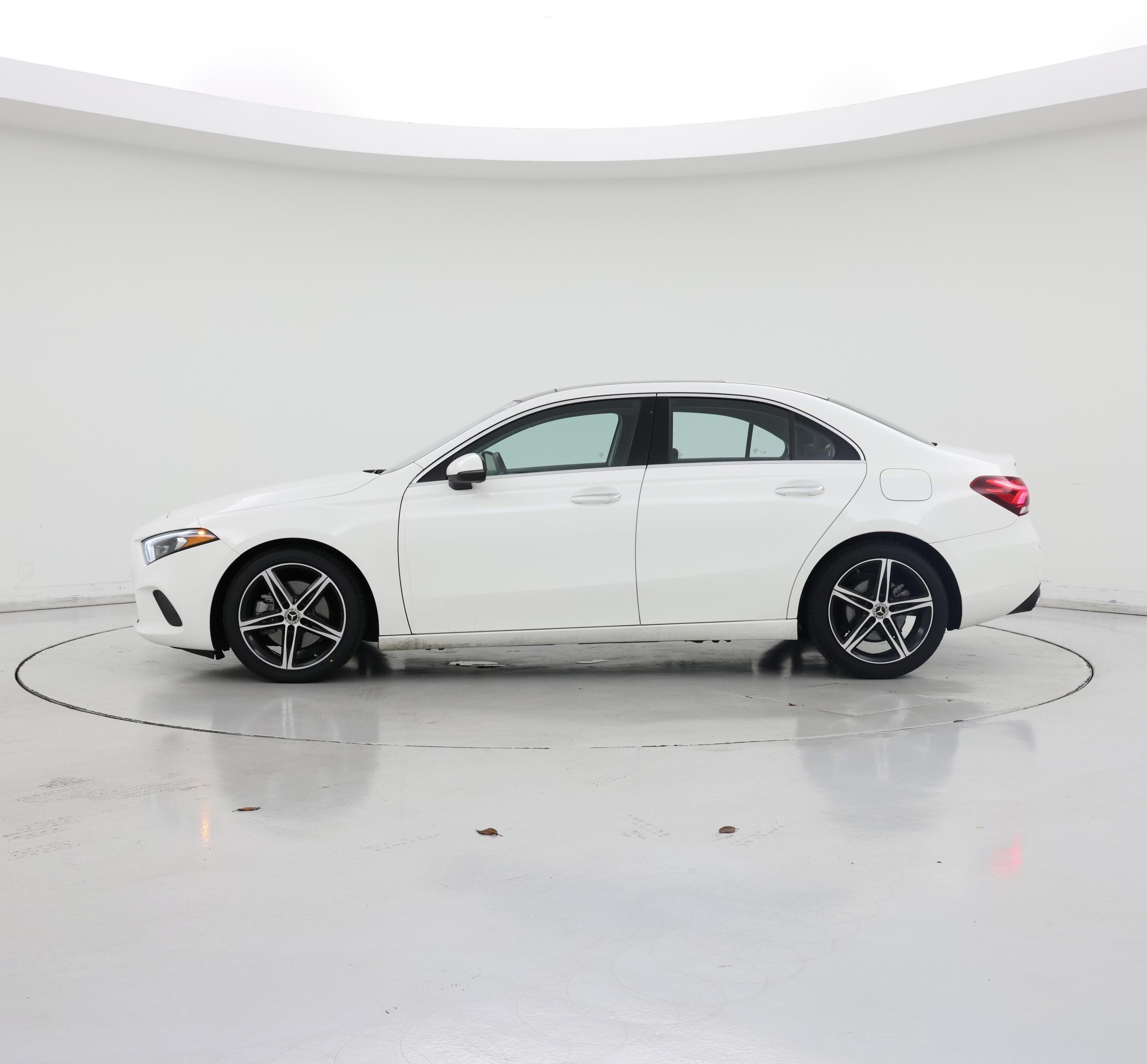 Thumbnail: 2022 Mercedes-Benz A-Class - 3