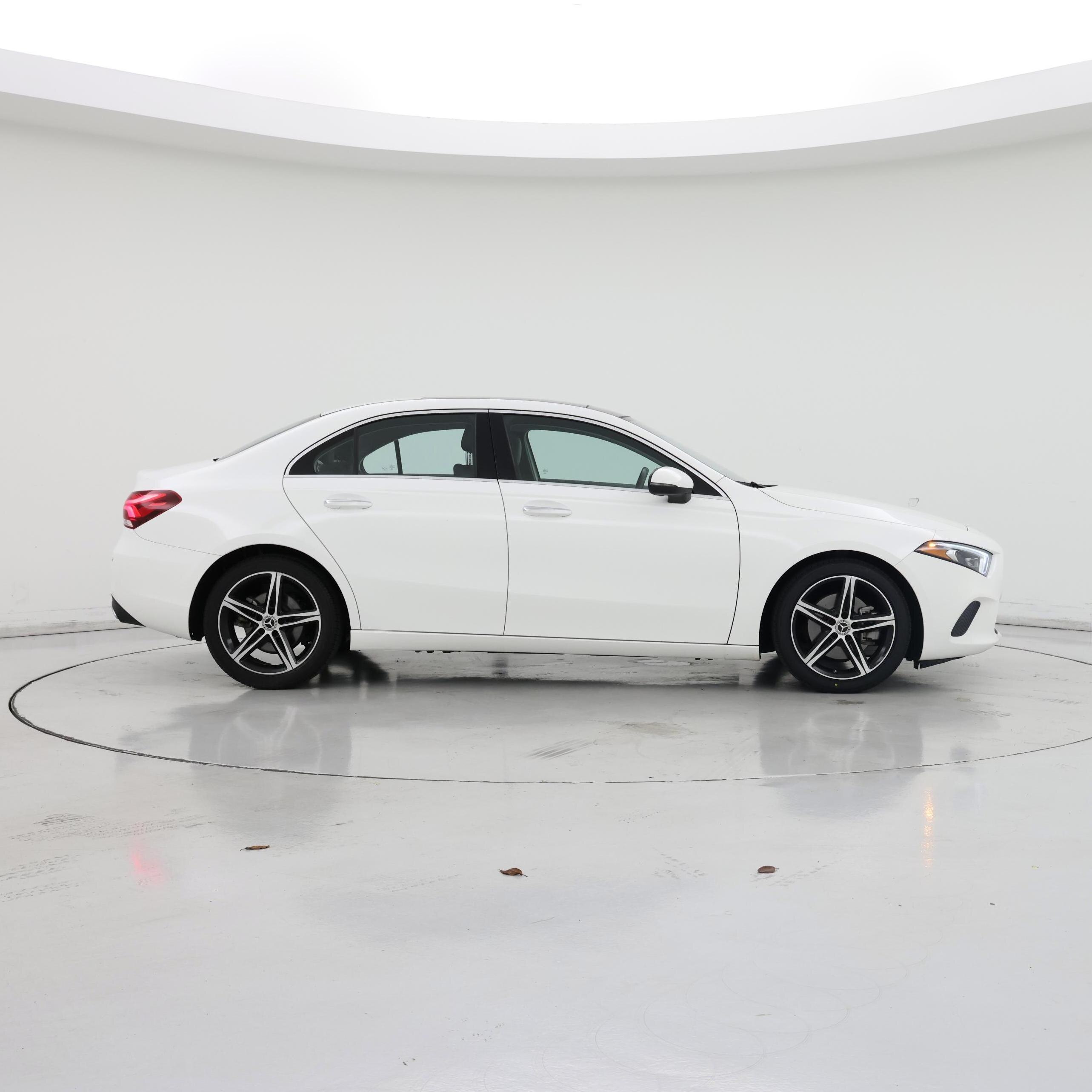 Thumbnail: 2022 Mercedes-Benz A-Class - 7