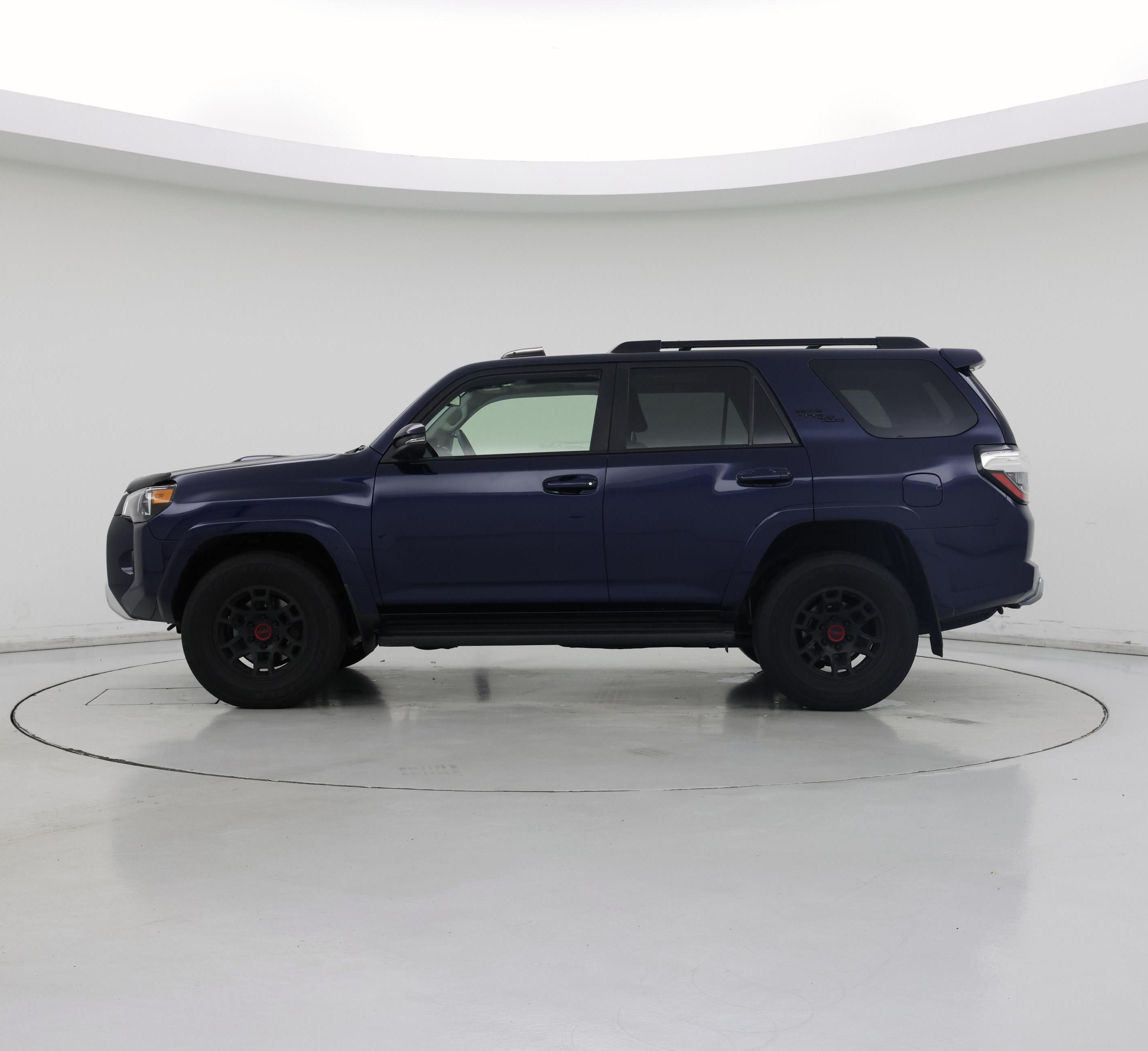 Thumbnail: 2022 Toyota 4Runner - 3