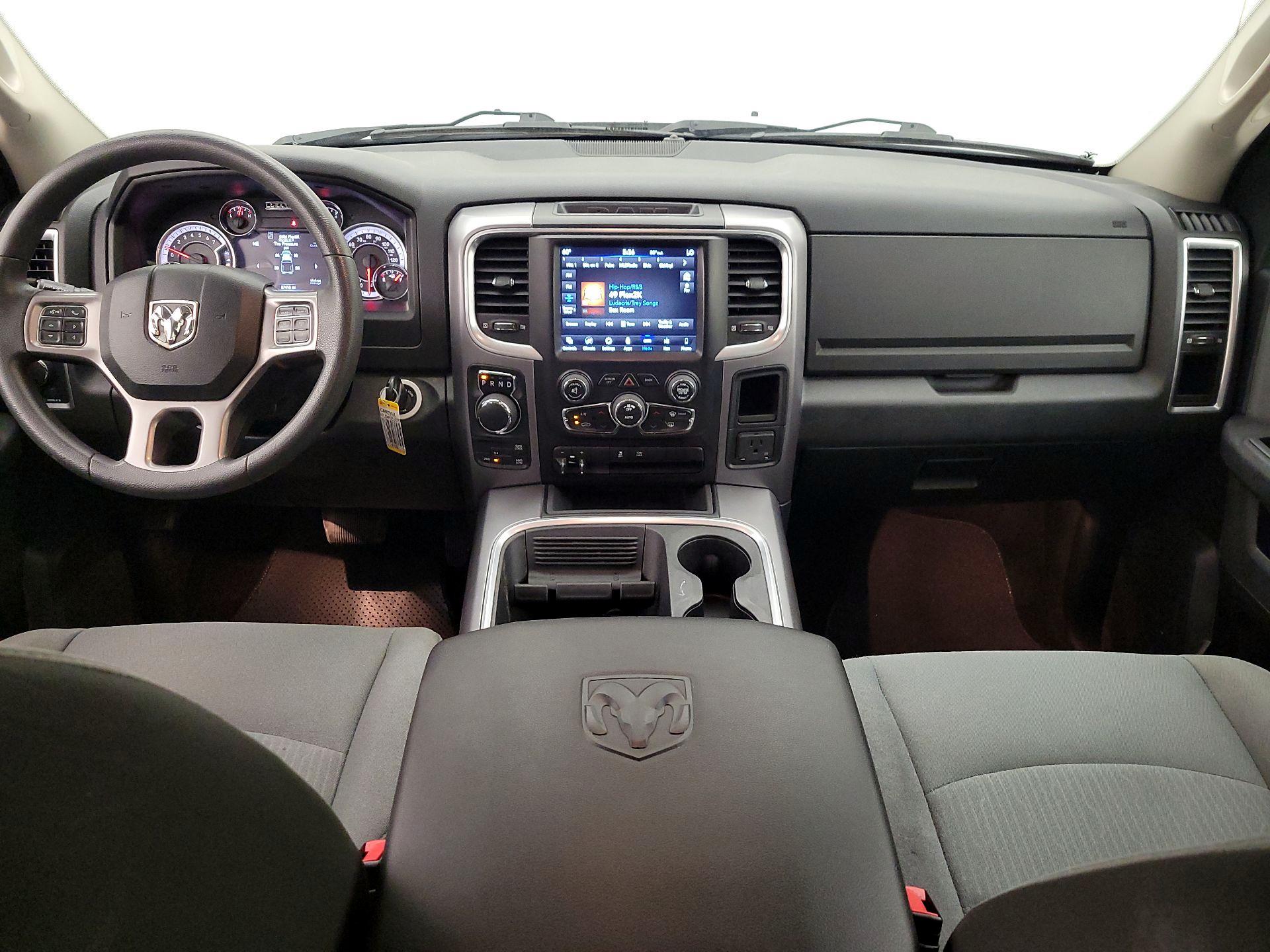 Thumbnail: 2023 RAM 1500 Classic - 9
