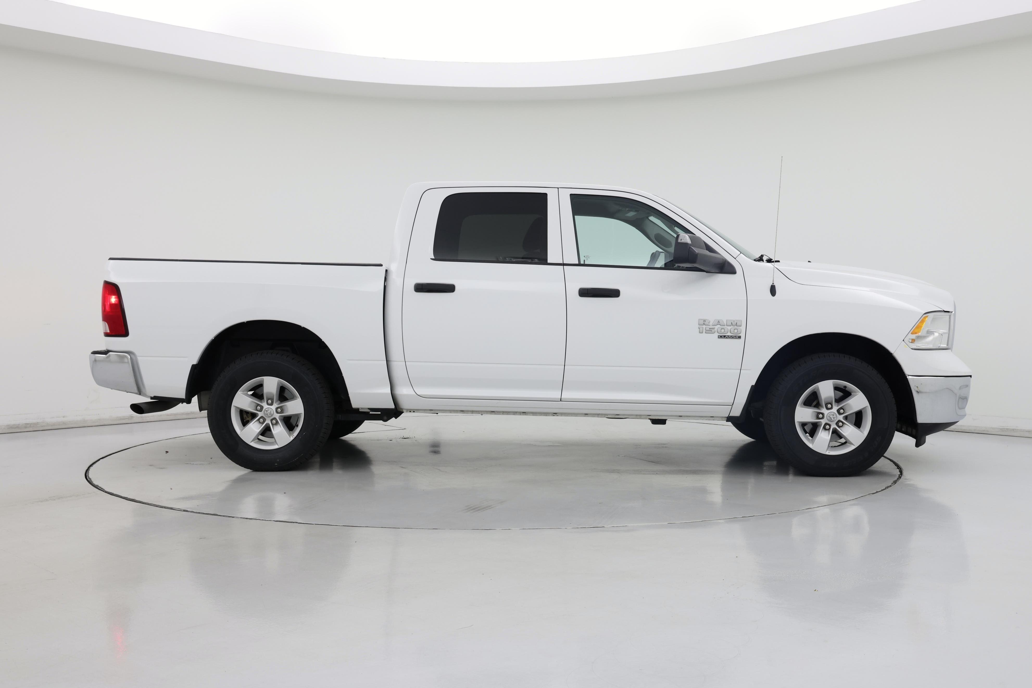 Thumbnail: 2023 RAM 1500 Classic - 7