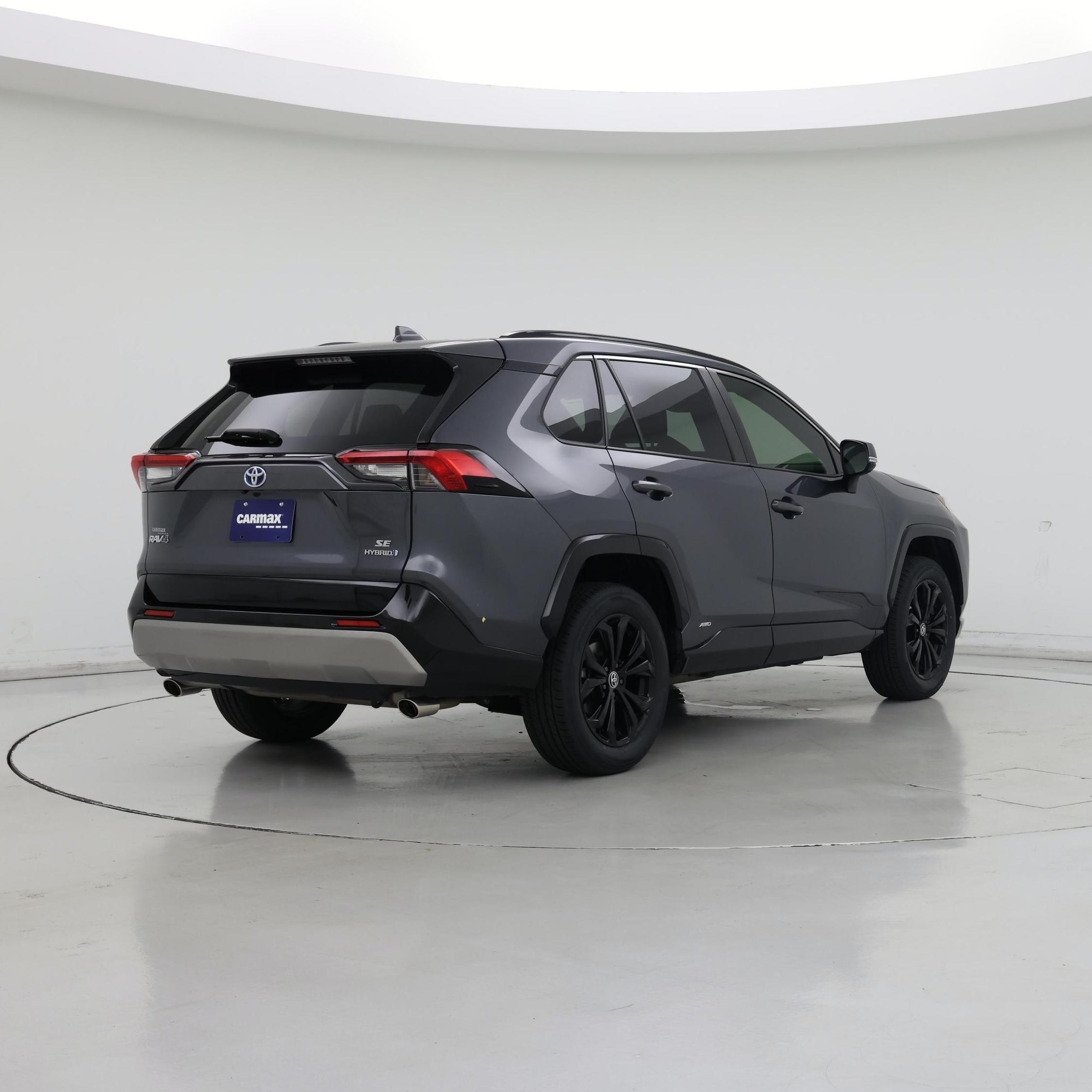 Thumbnail: 2022 Toyota RAV4 - 8