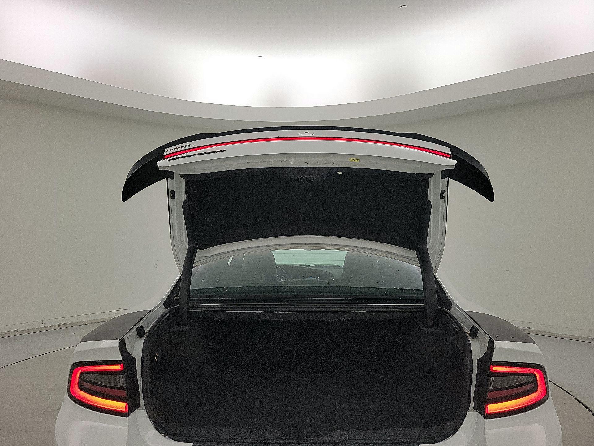 Thumbnail: 2020 Dodge Charger - 20