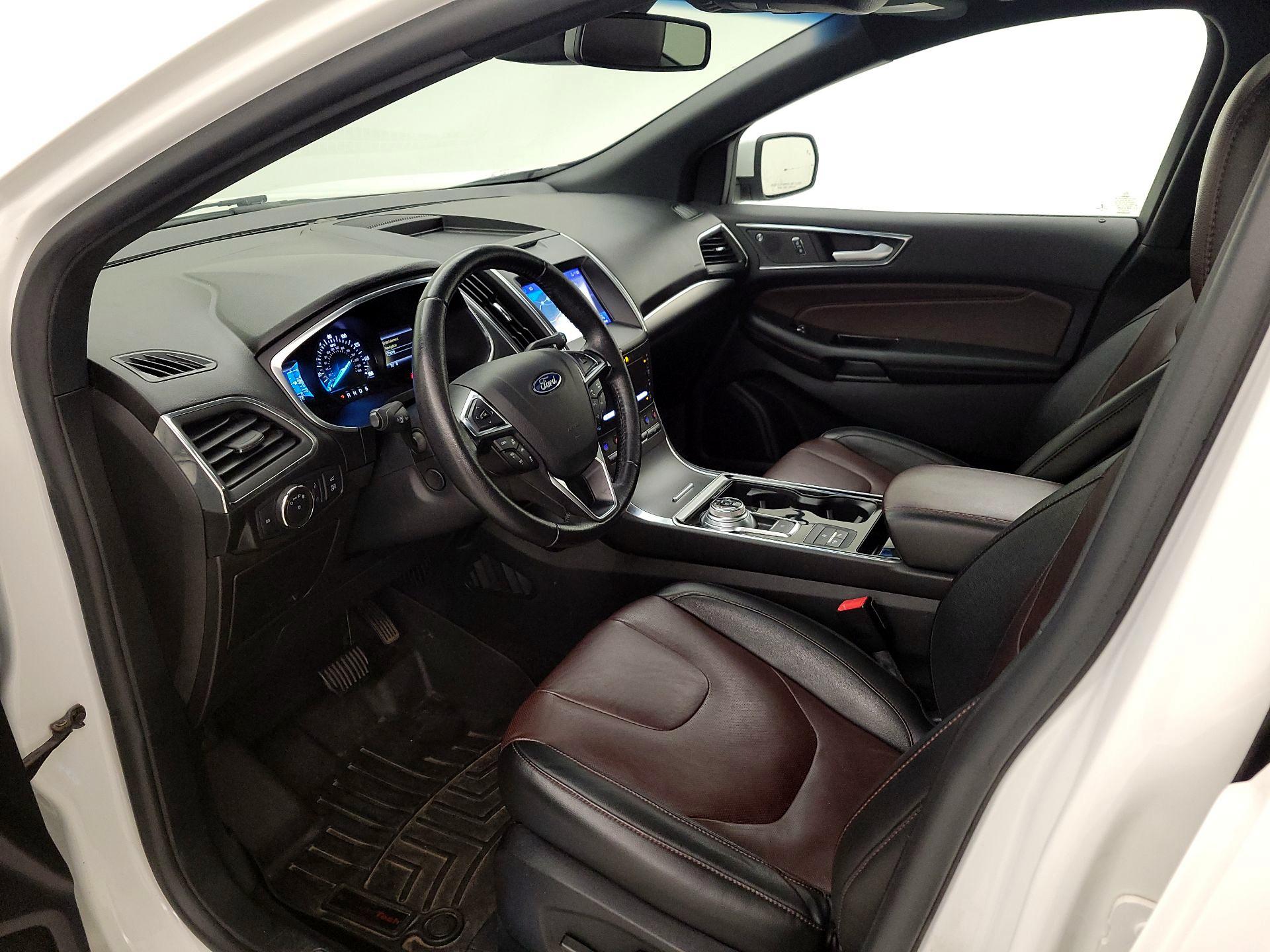 Thumbnail: 2020 Ford Edge - 11