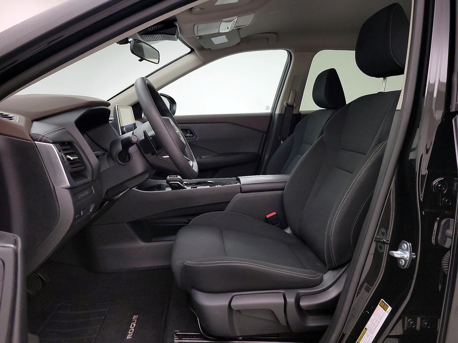 Thumbnail: 2023 Nissan Rogue - 11