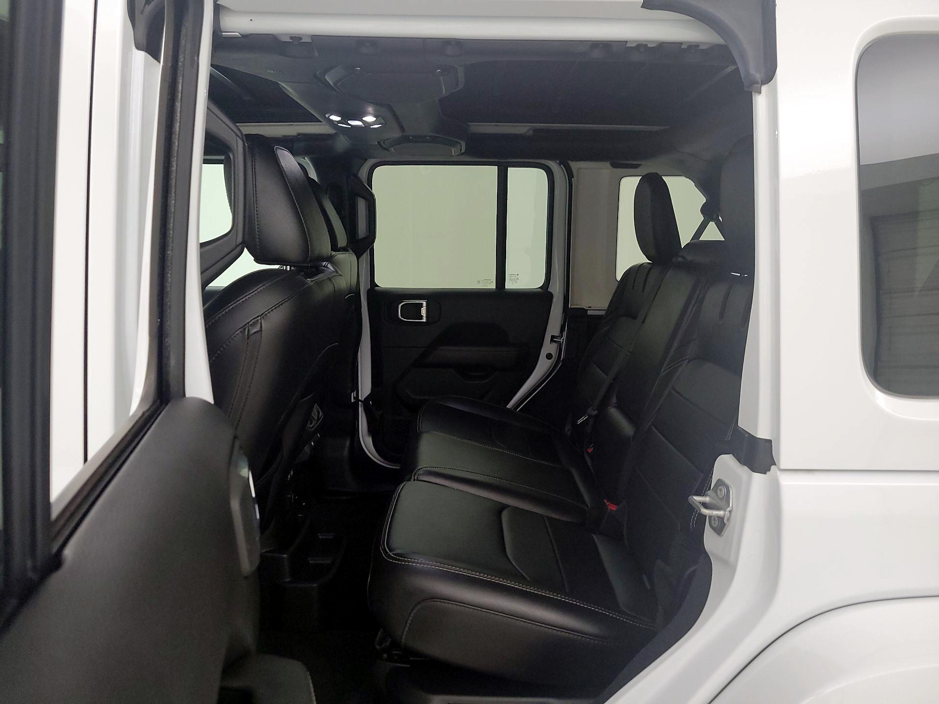Thumbnail: 2022 Jeep Wrangler - 20
