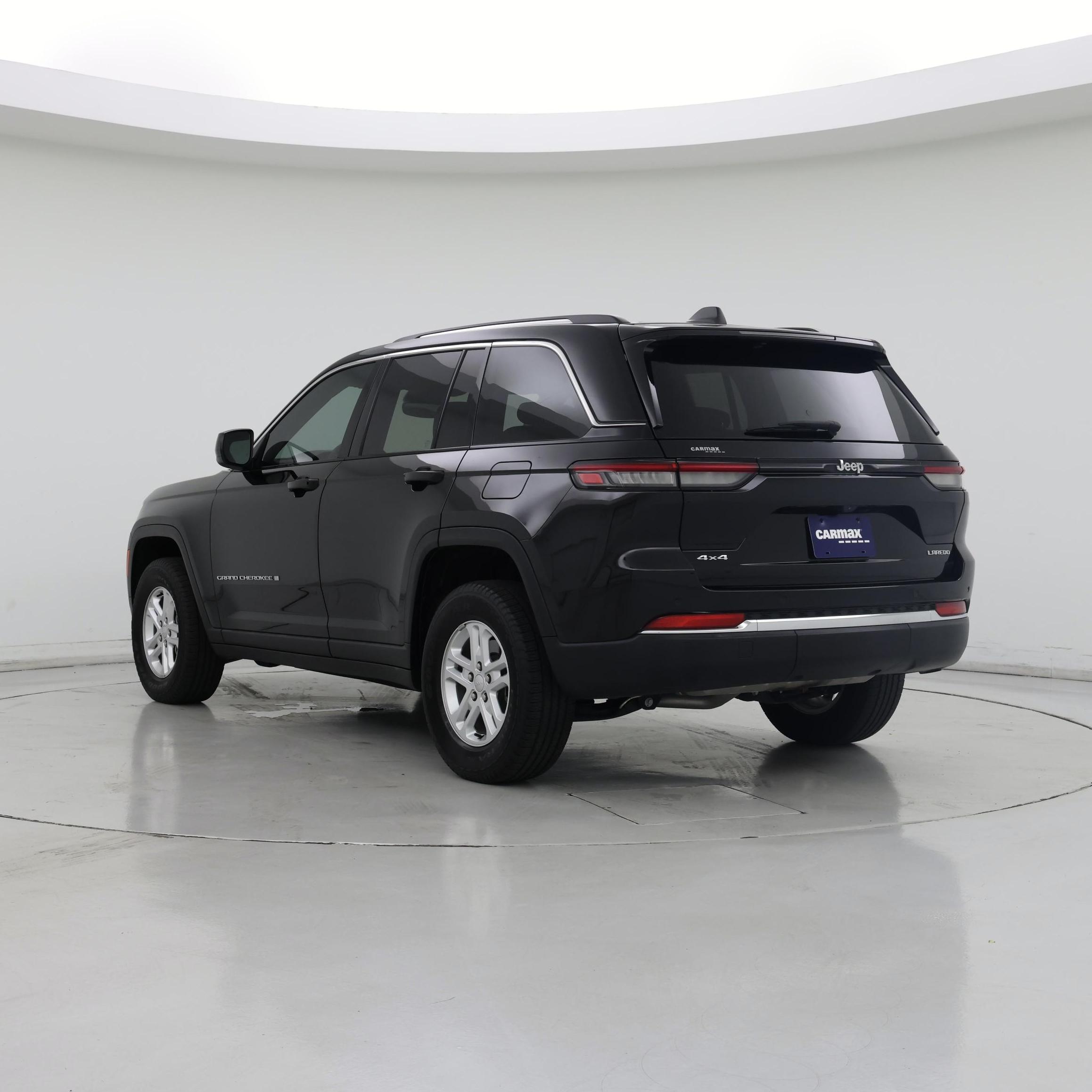 Thumbnail: 2023 Jeep Grand Cherokee - 2
