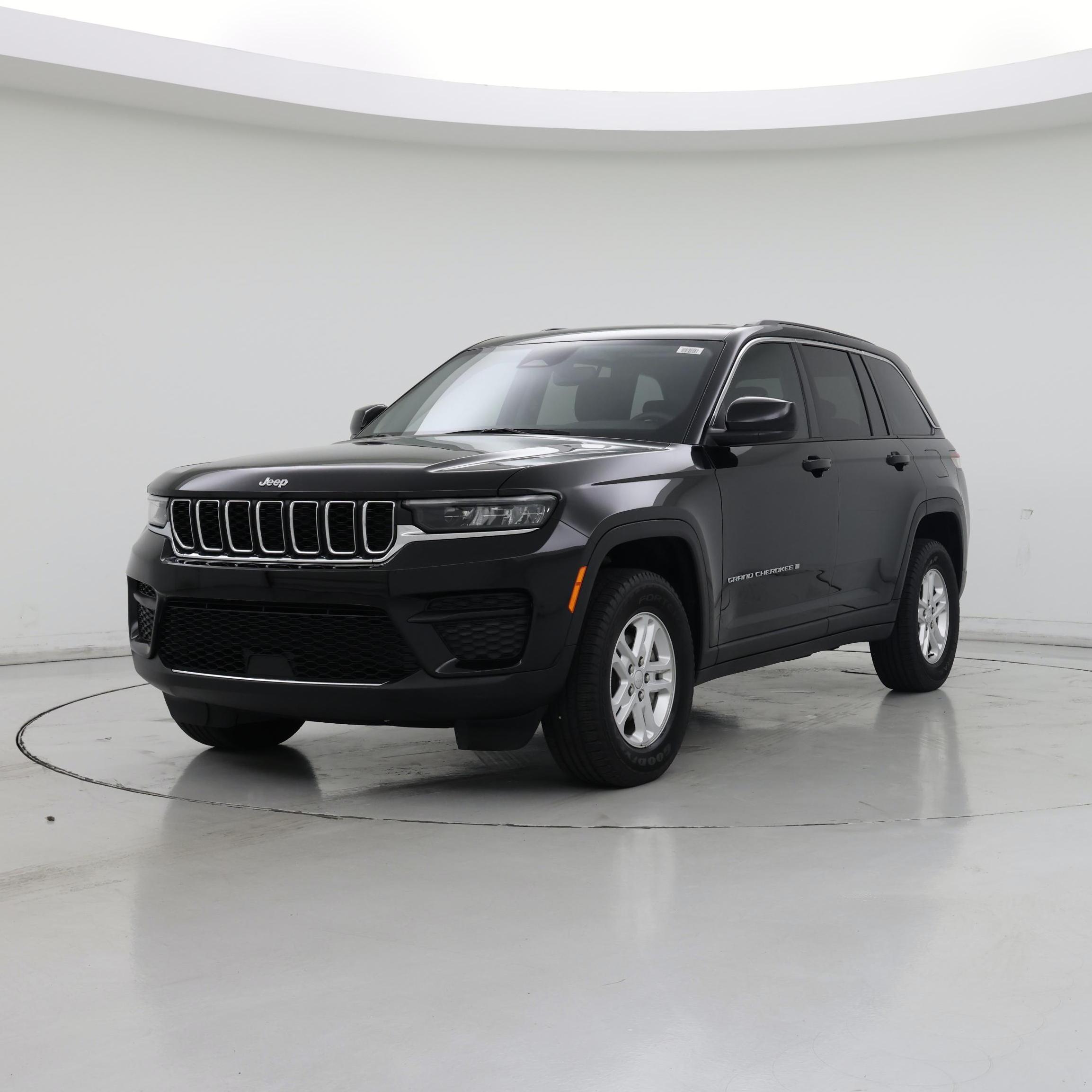 Thumbnail: 2023 Jeep Grand Cherokee - 4