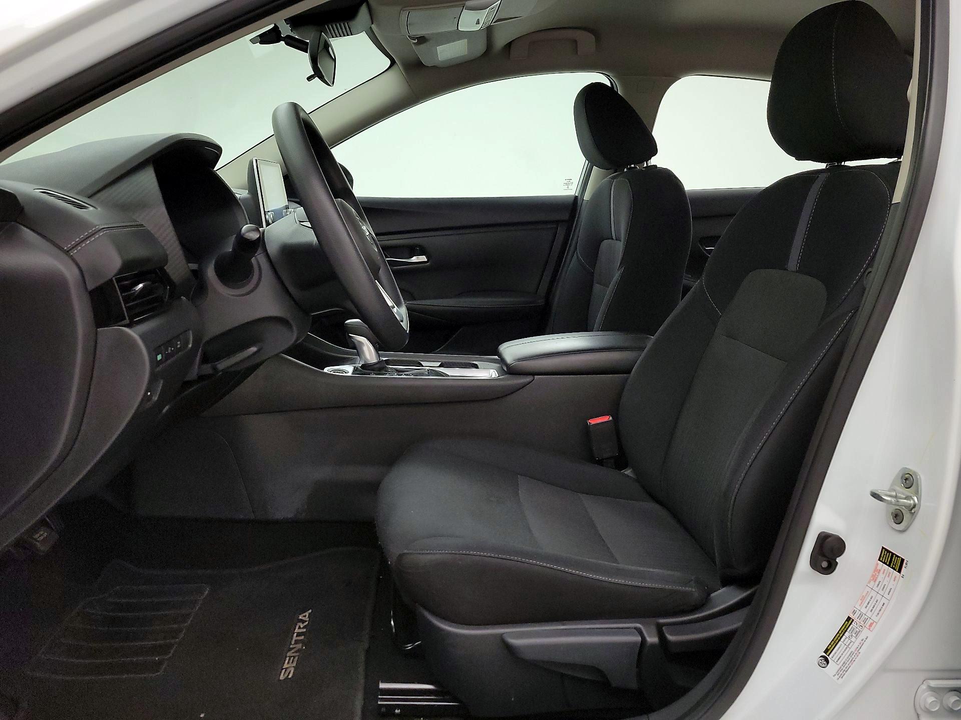 Thumbnail: 2023 Nissan Sentra - 11