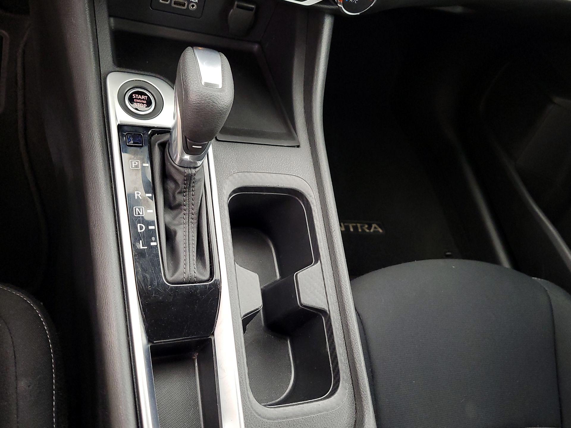 Thumbnail: 2023 Nissan Sentra - 17