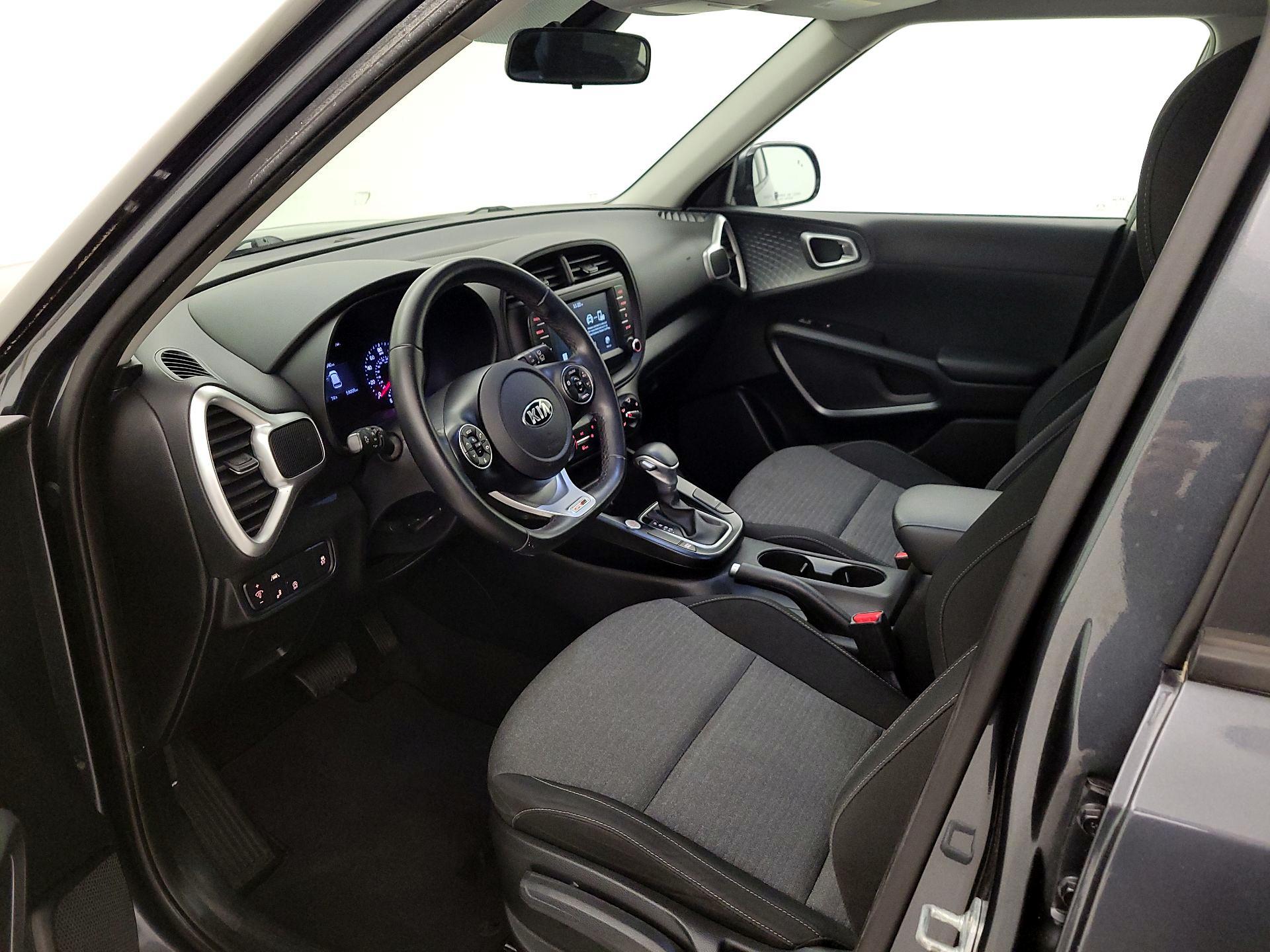 Thumbnail: 2020 Kia Soul - 11