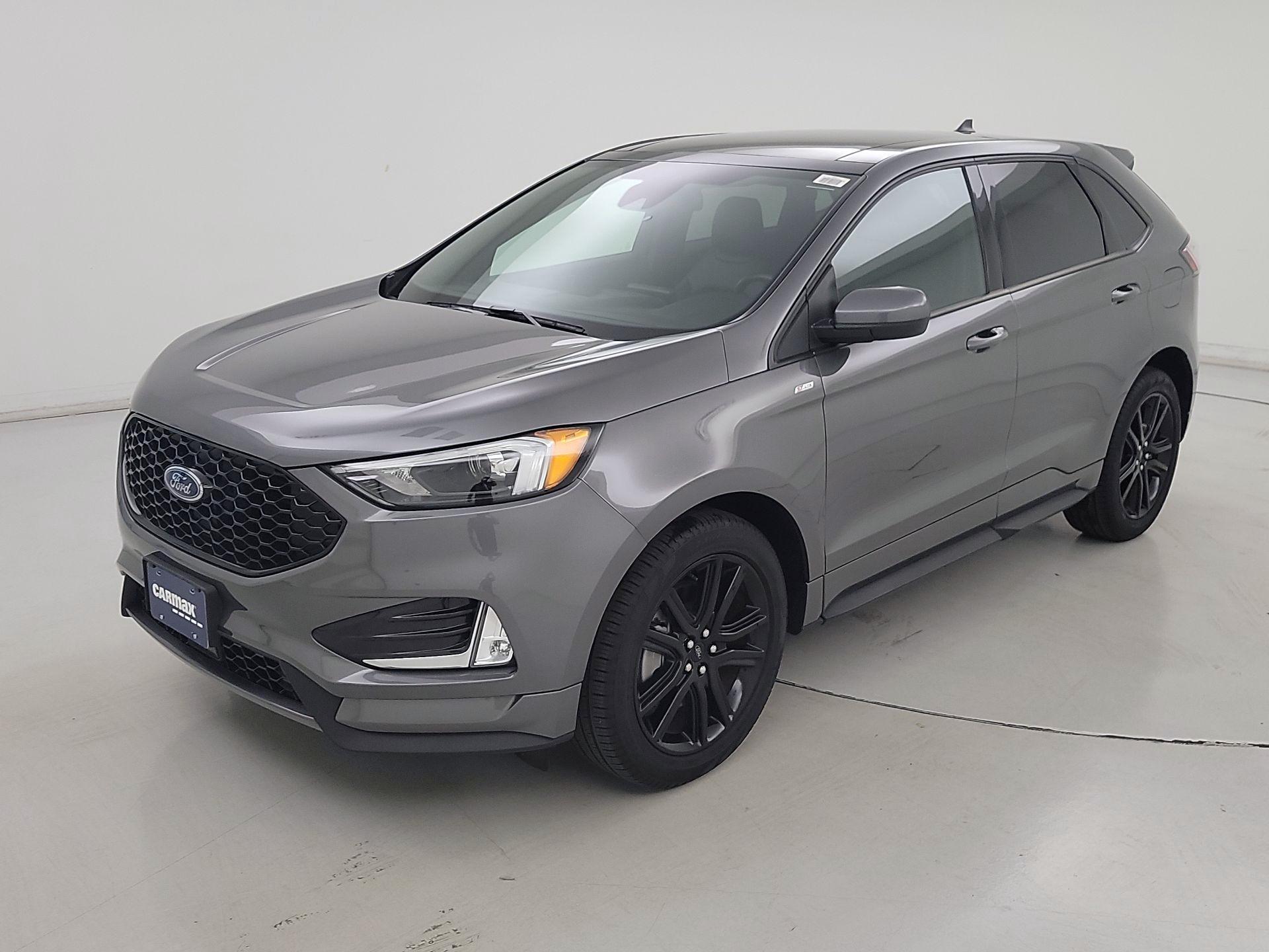 Thumbnail: 2023 Ford Edge - 3