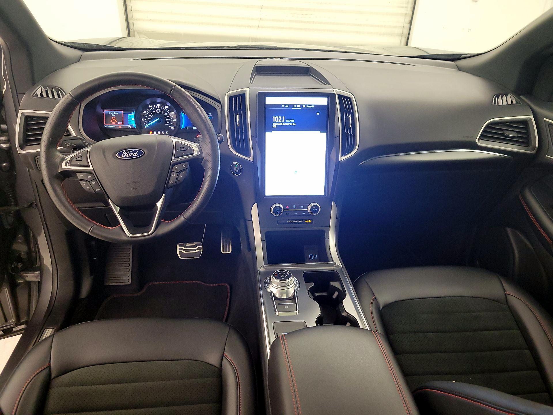 Thumbnail: 2023 Ford Edge - 8
