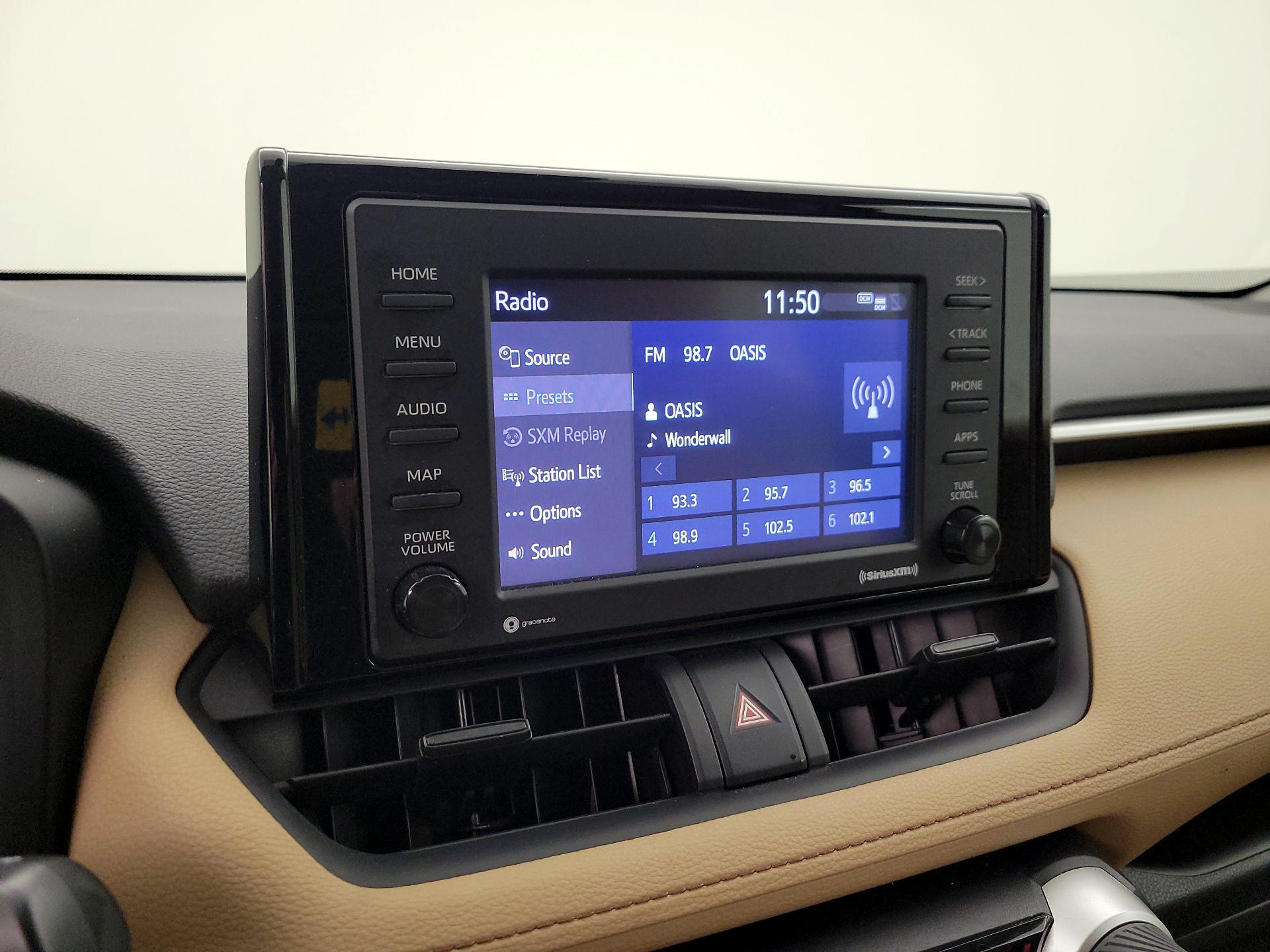 Thumbnail: 2020 Toyota RAV4 - 16