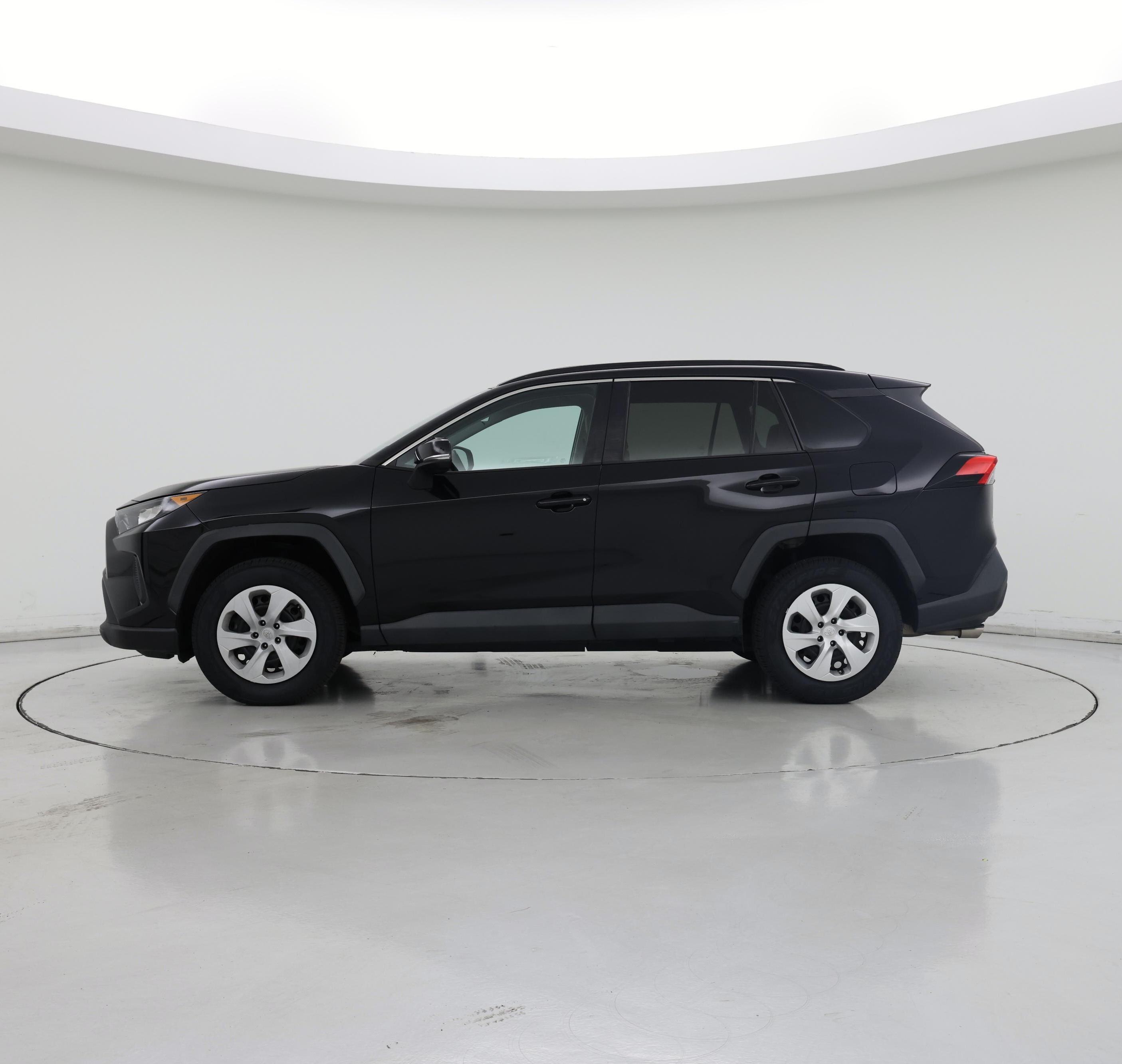 Thumbnail: 2020 Toyota RAV4 - 3