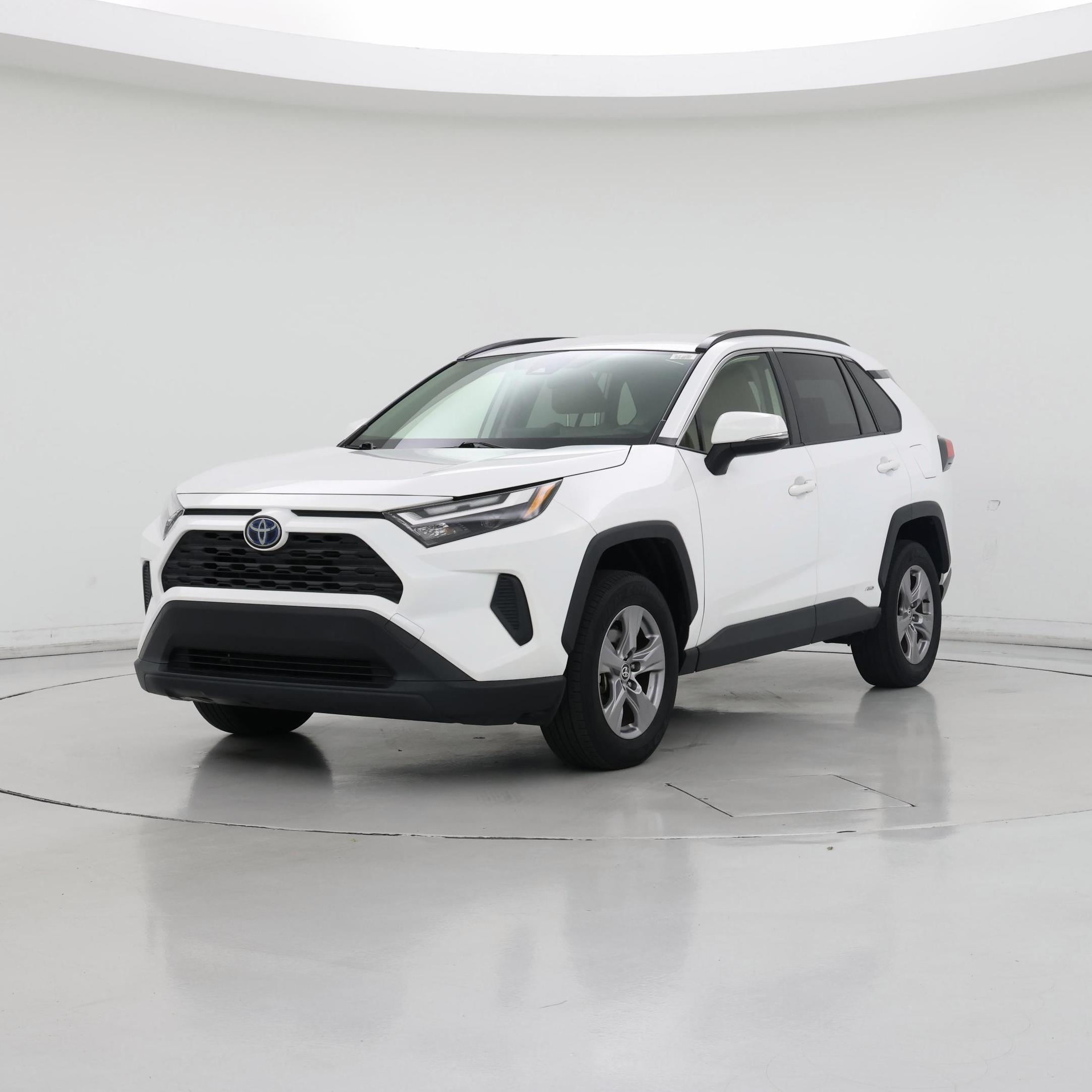Thumbnail: 2022 Toyota RAV4 - 4