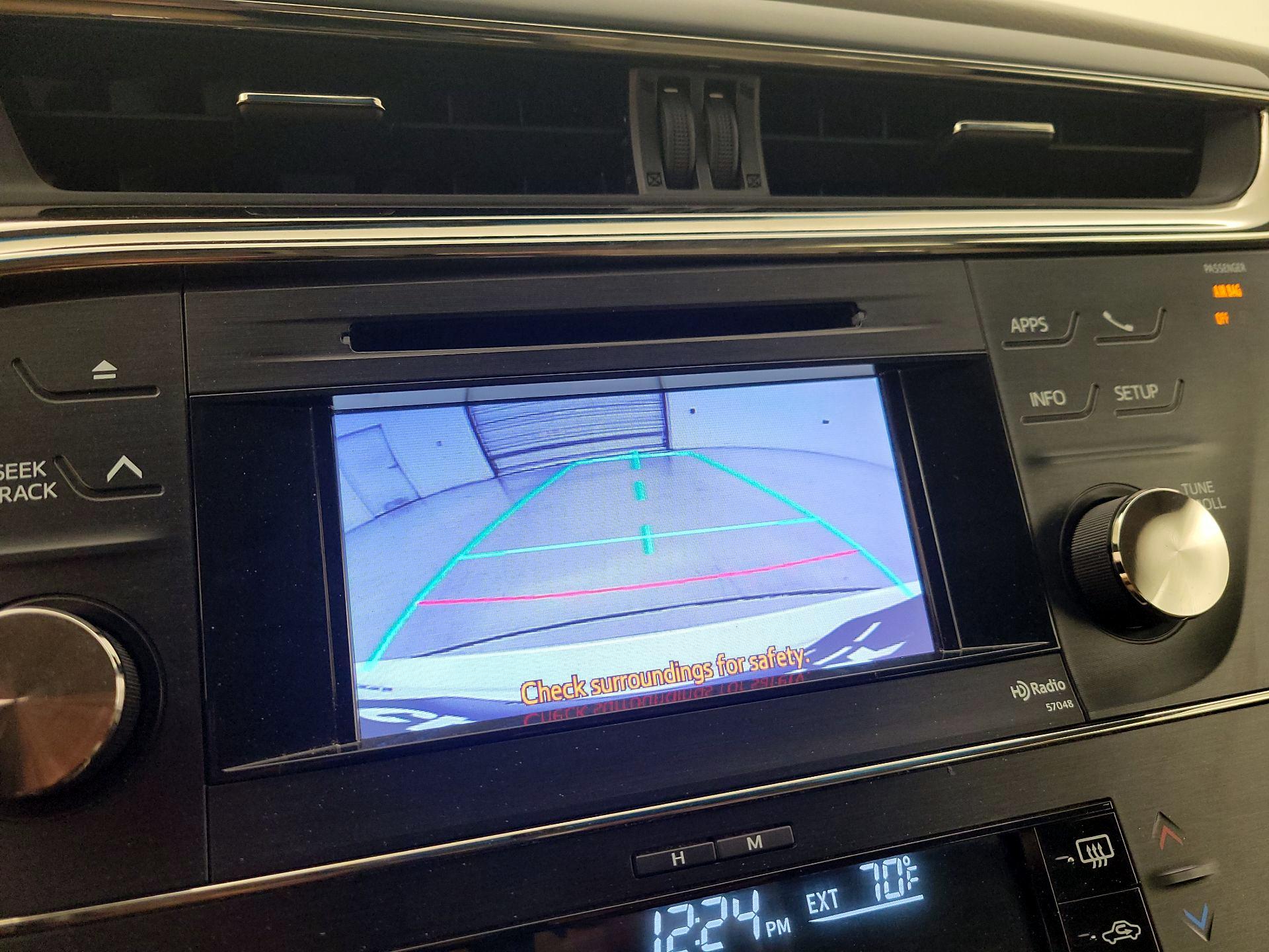 Thumbnail: 2014 Toyota Avalon - 14