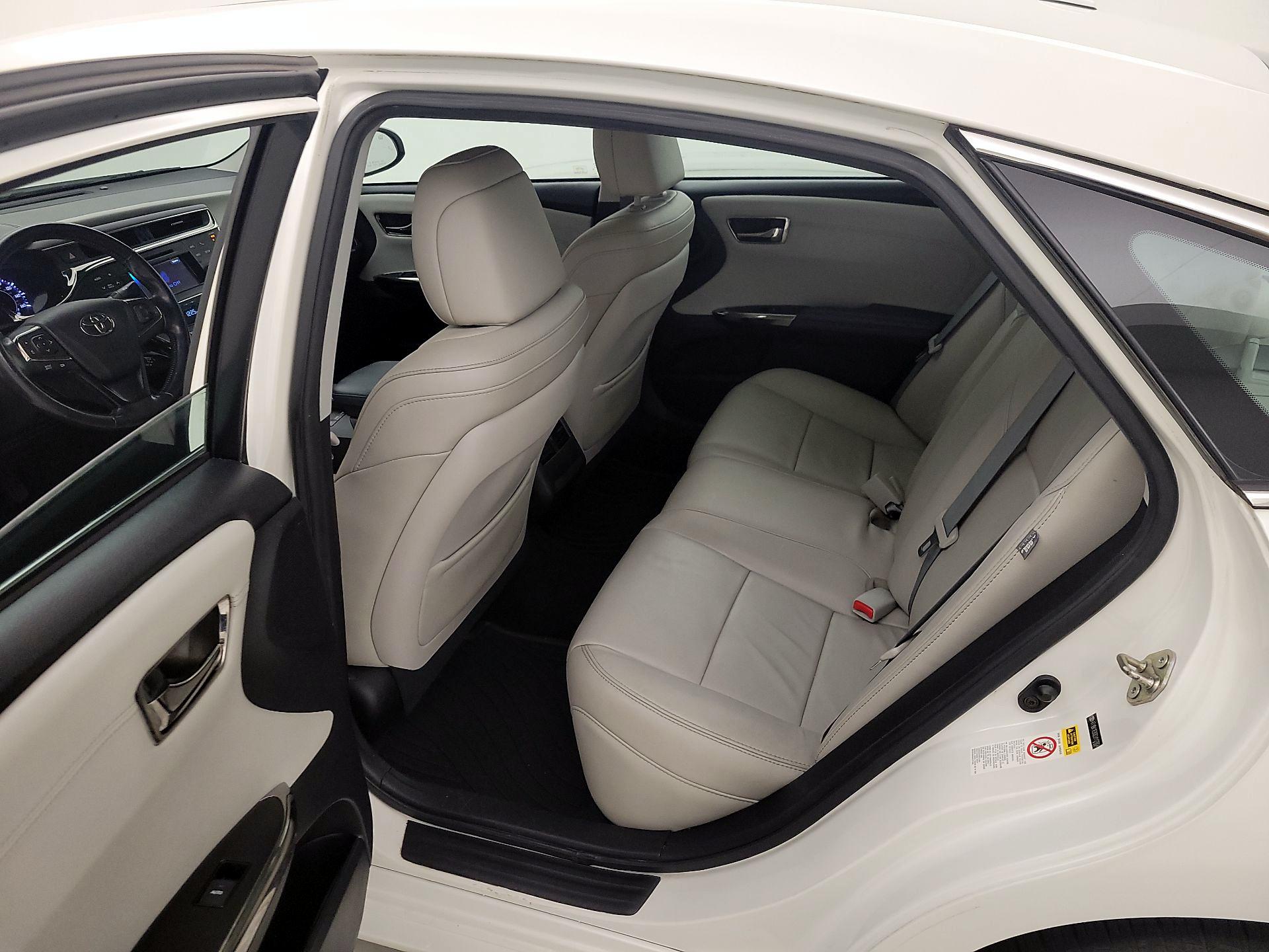 Thumbnail: 2014 Toyota Avalon - 20