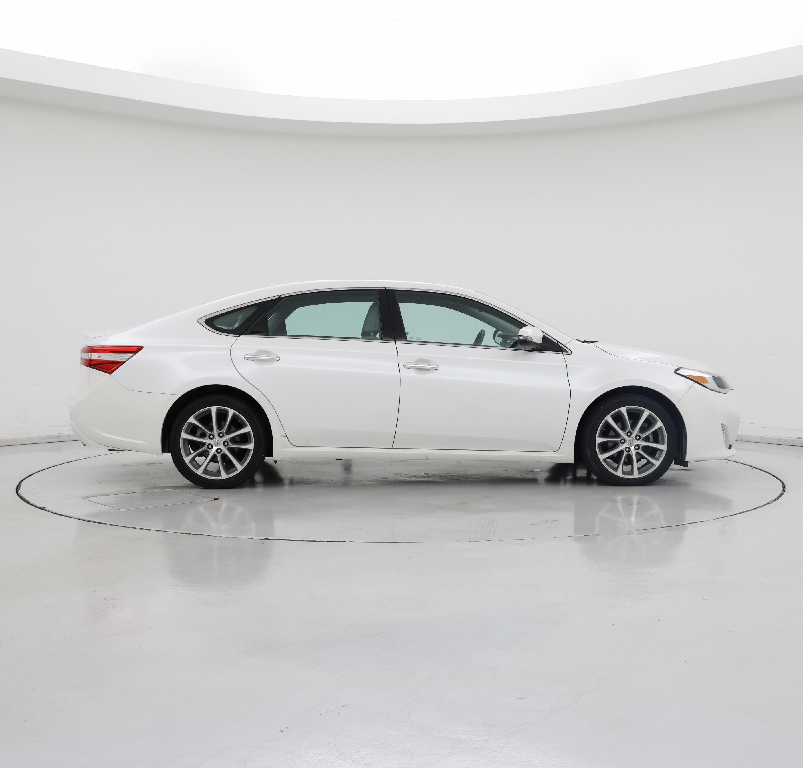 Thumbnail: 2014 Toyota Avalon - 7