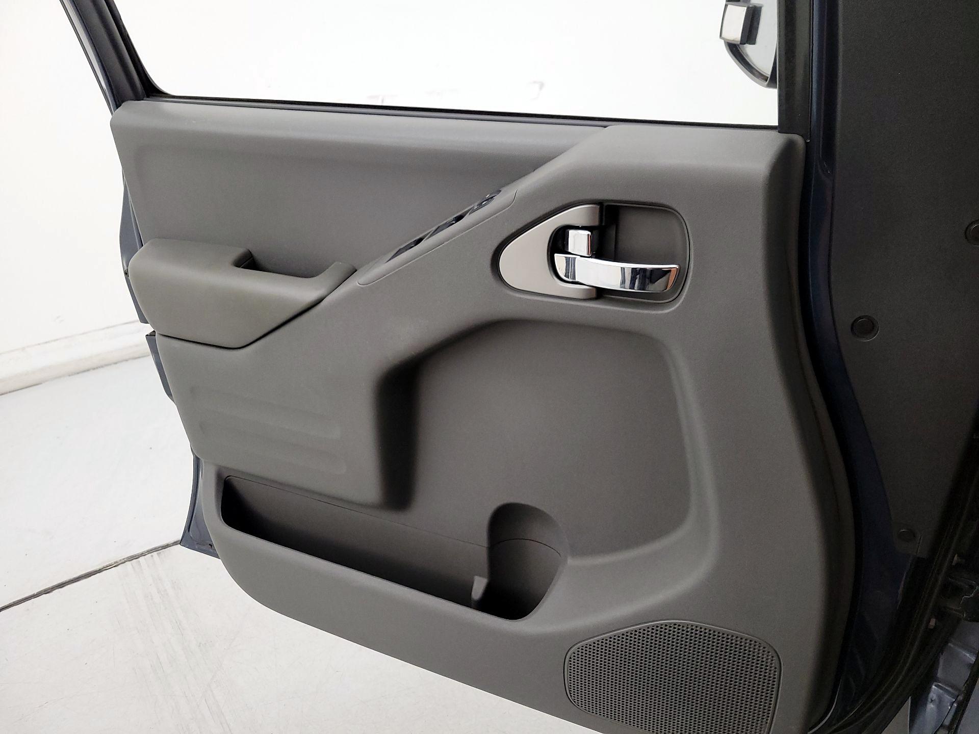 Thumbnail: 2019 Nissan Frontier - 12