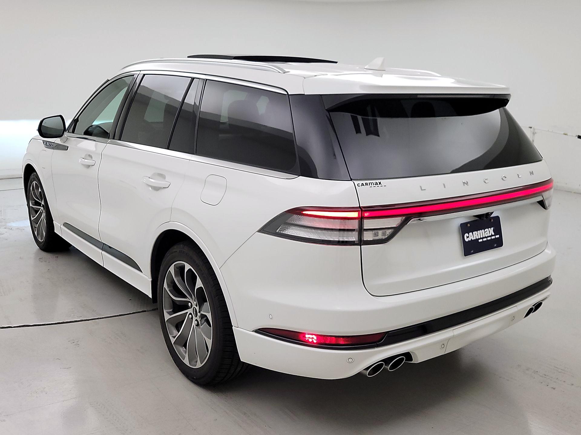 Thumbnail: 2020 Lincoln Aviator - 7